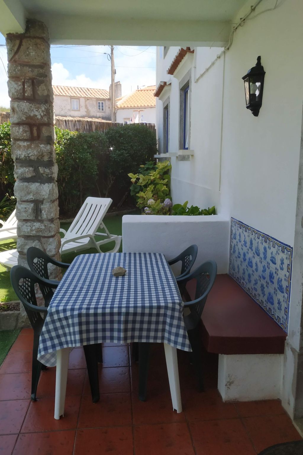 Schöne Wohnung in Azenhas Mar mit großem Garten-Binnen