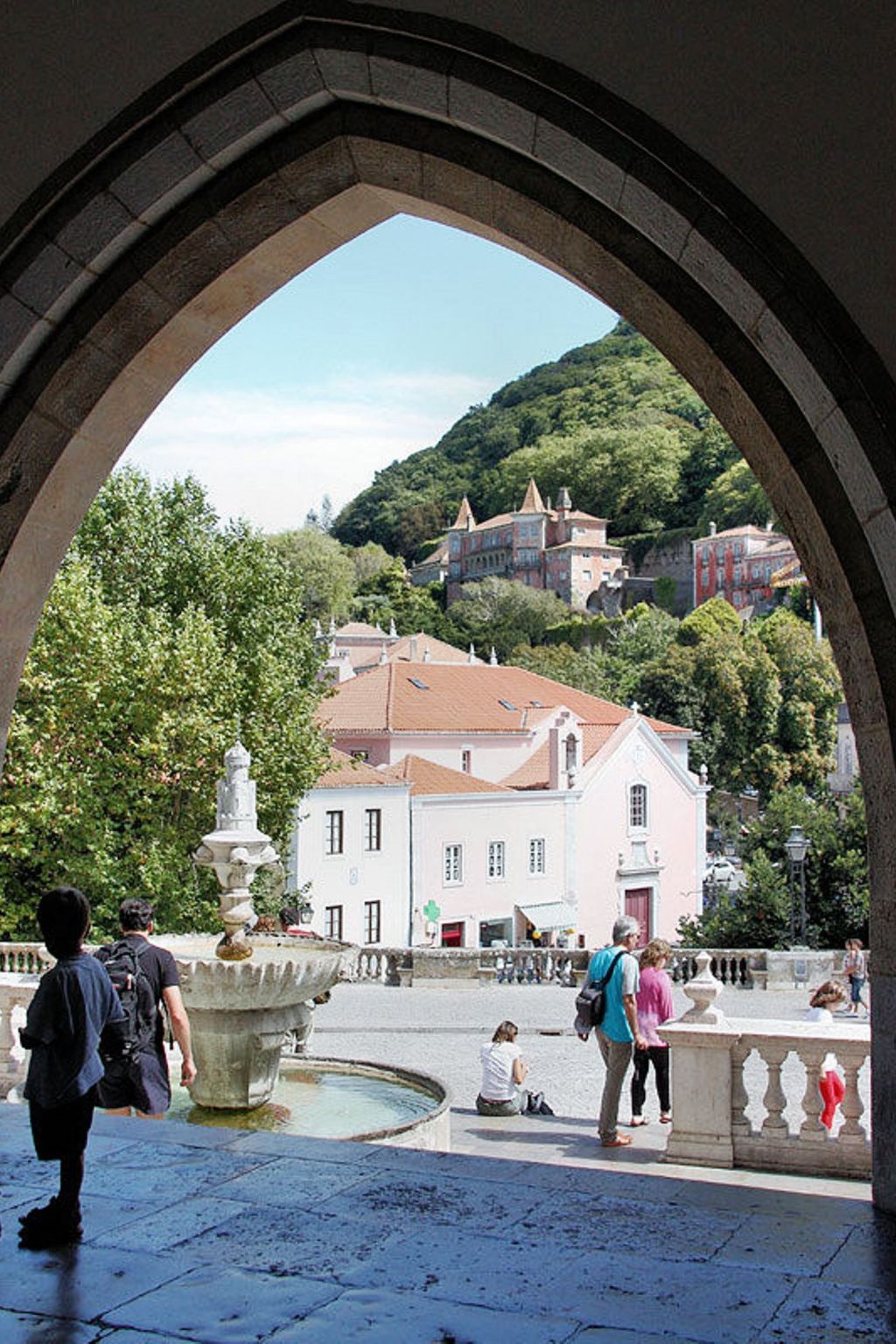Schönes Ferienhaus in Colares mit Privatem Pool-Binnen