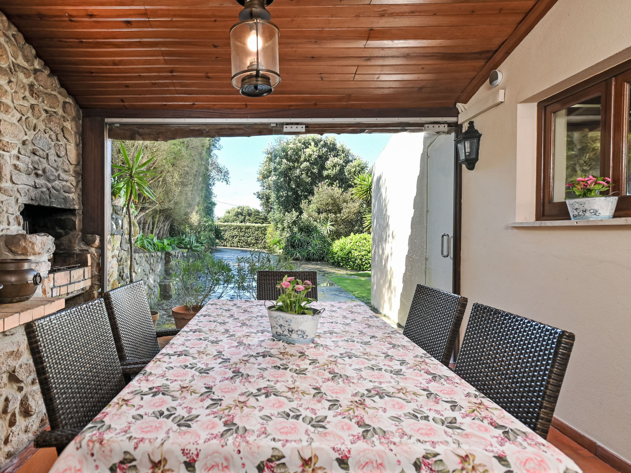 Haus in Colares mit privatem Pool - Buiten