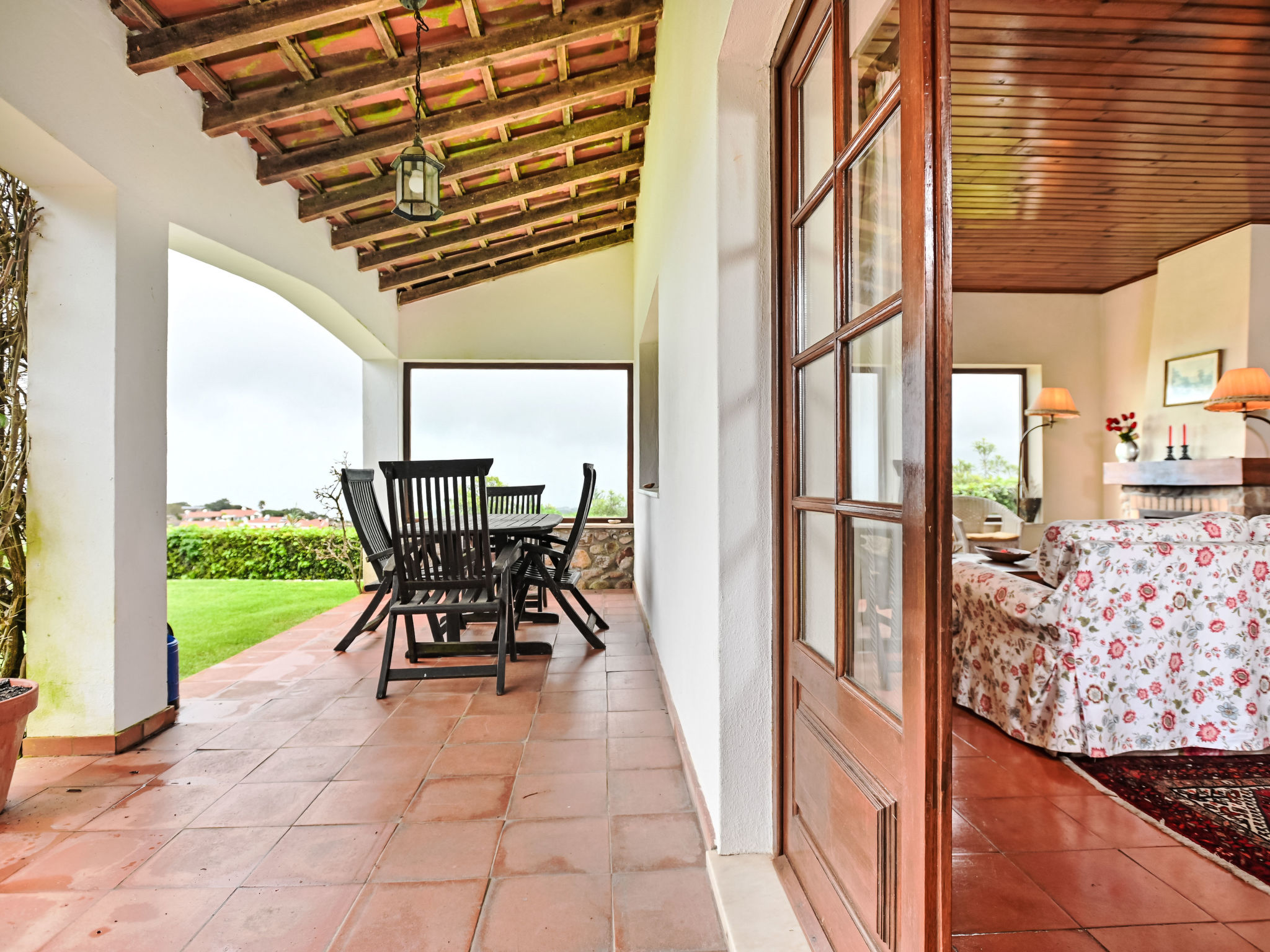 Haus in Colares mit privatem Pool - Buiten