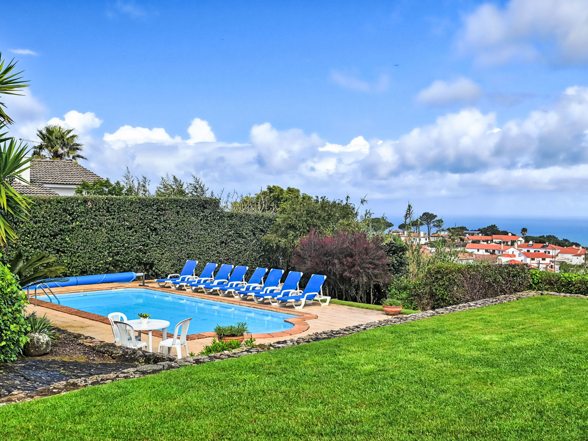 Haus in Colares mit privatem Pool - Buiten
