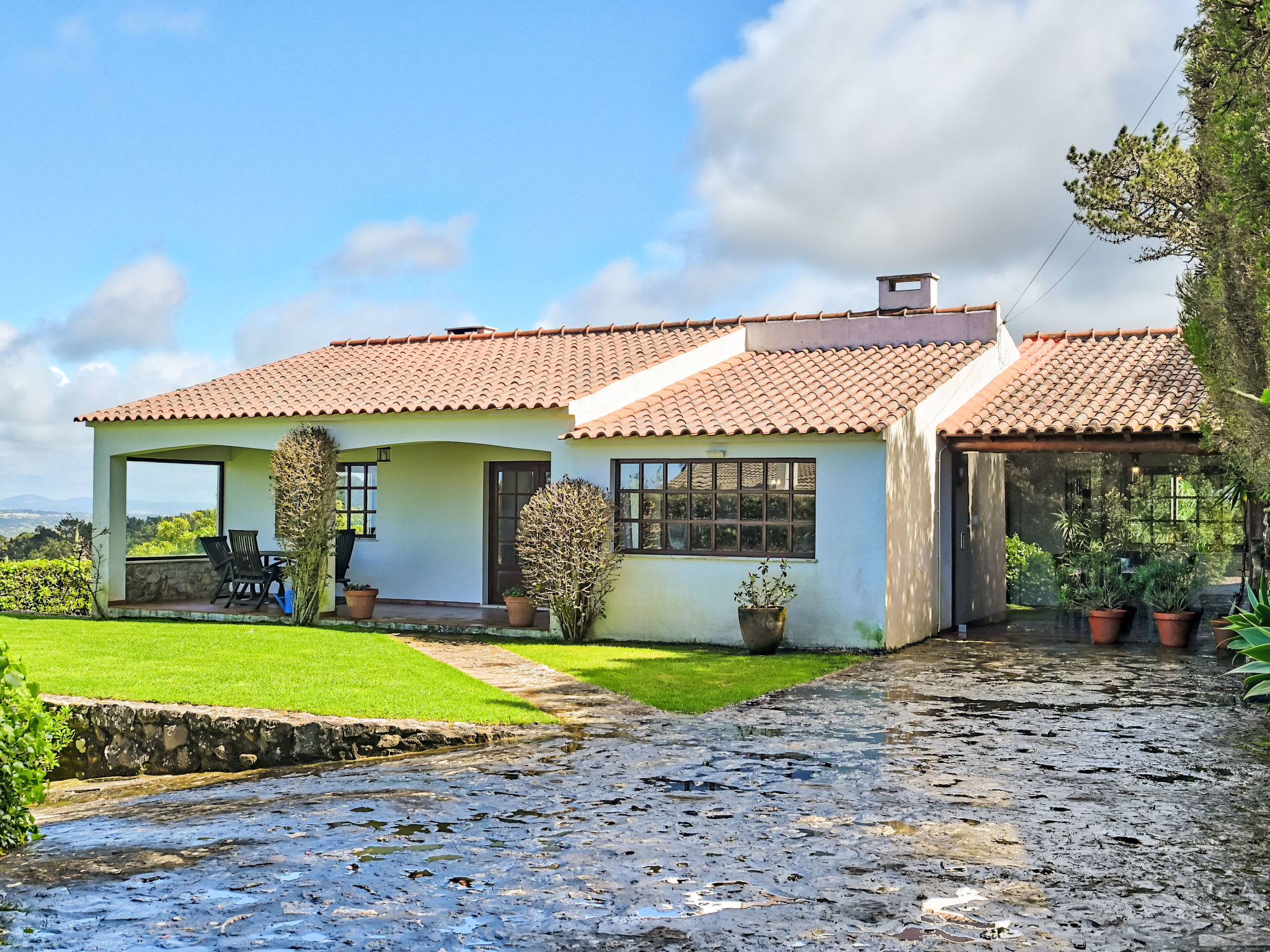 Haus in Colares mit privatem Pool - Buiten