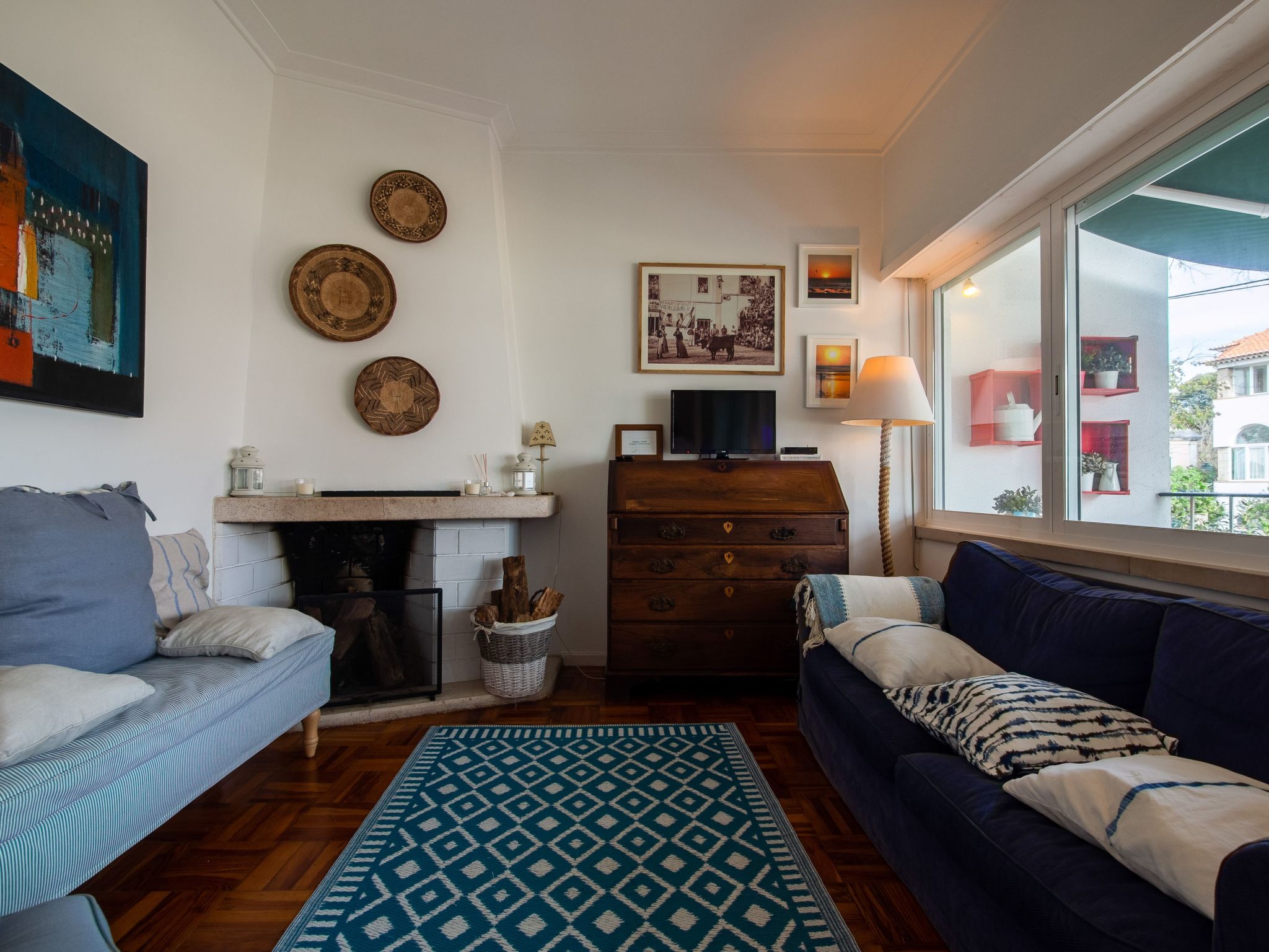 Neue, lichtdurchflutete Wohnung im Zentrum