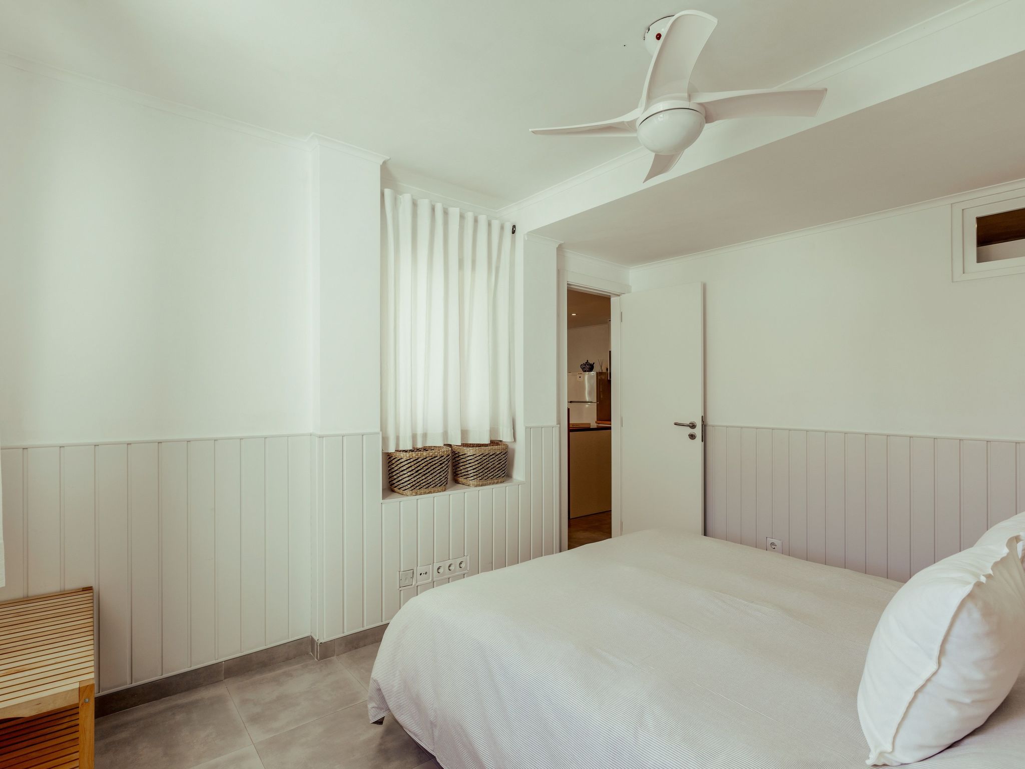 In Algés mit Kleinem gemeinsamem Pool-Binnen