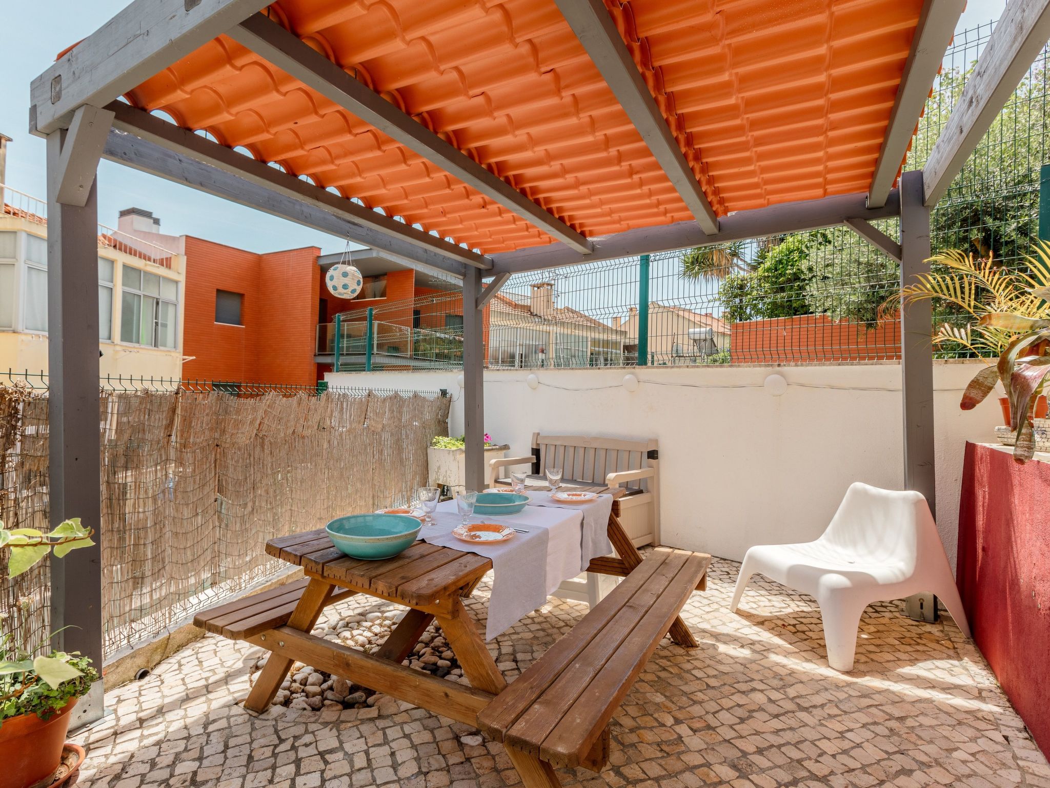 Nette Wohnung mit Kleinem gemeinsamem Pool-Binnen