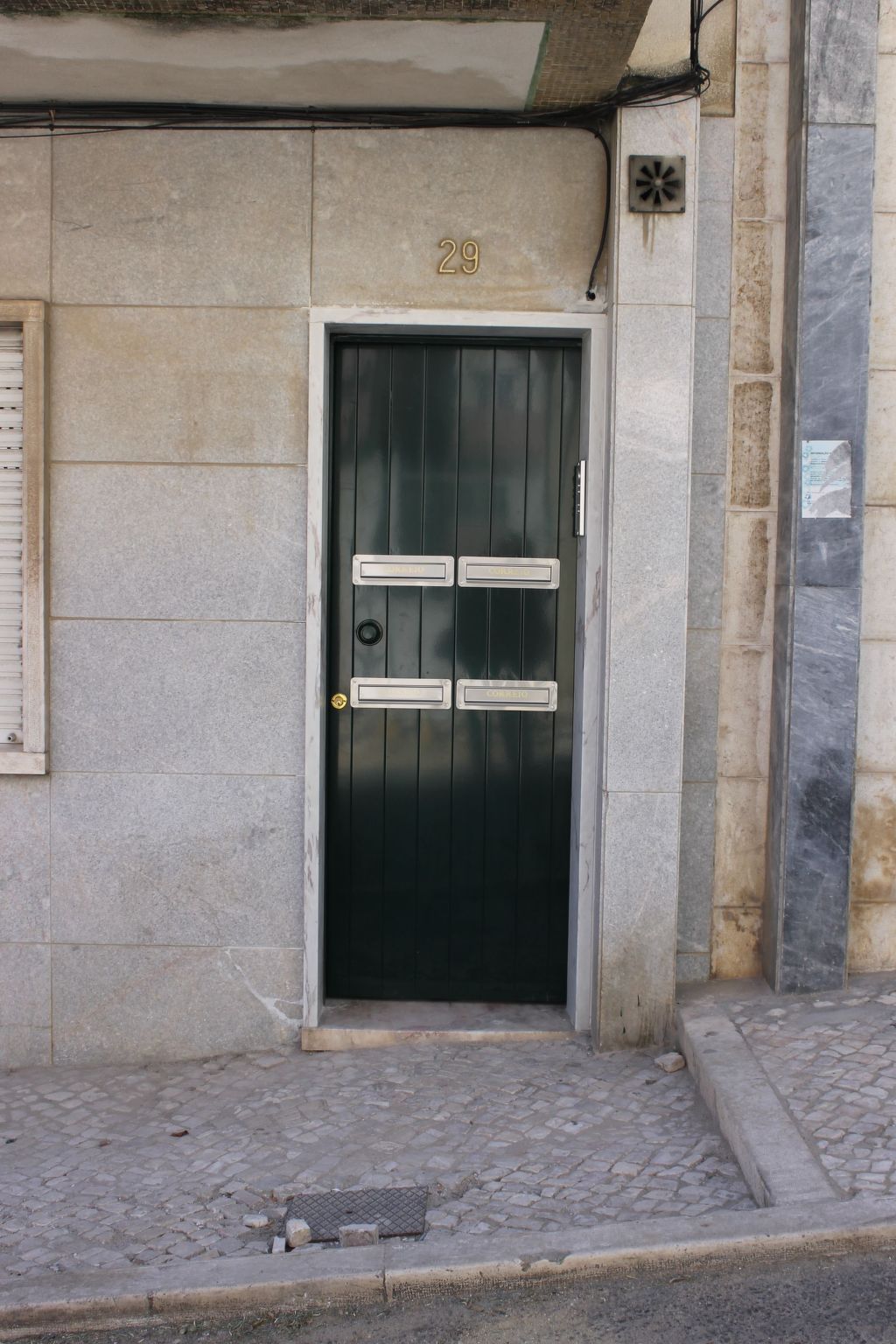 Nette Wohnung mit Kleinem gemeinsamem Pool-Binnen