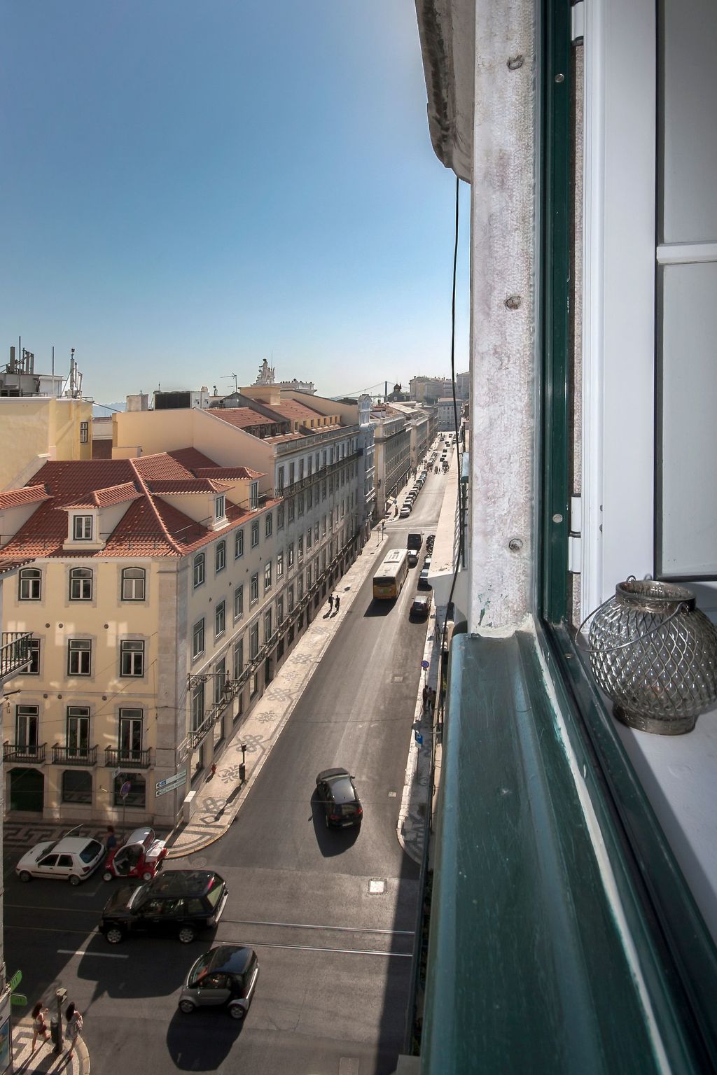 The Canary, geräumig mit Blick auf historische Stätten - Image-tags.info