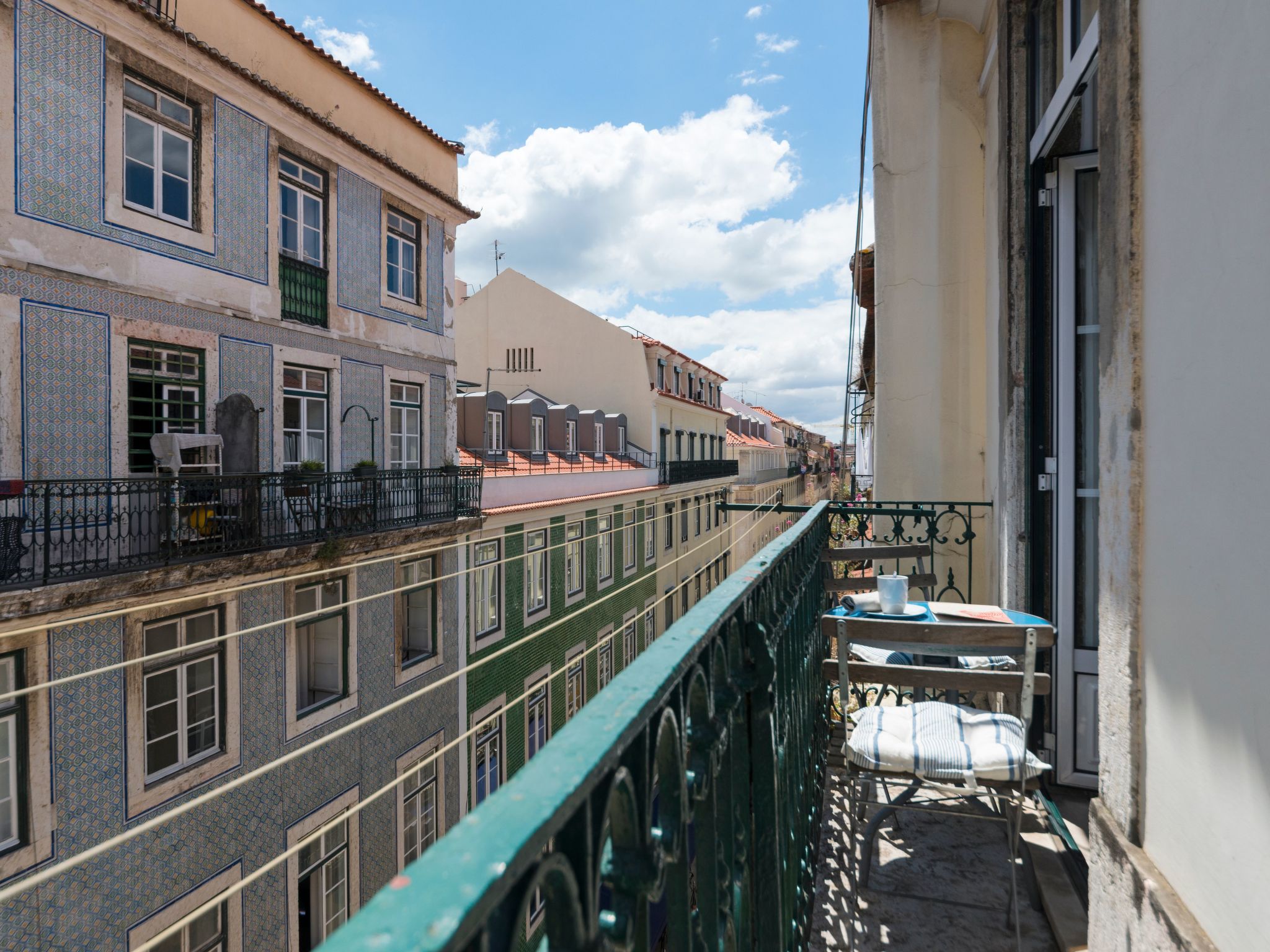 Die Memoiren der traditionellen Künste, Balcony at Downtown-Image-tags.info