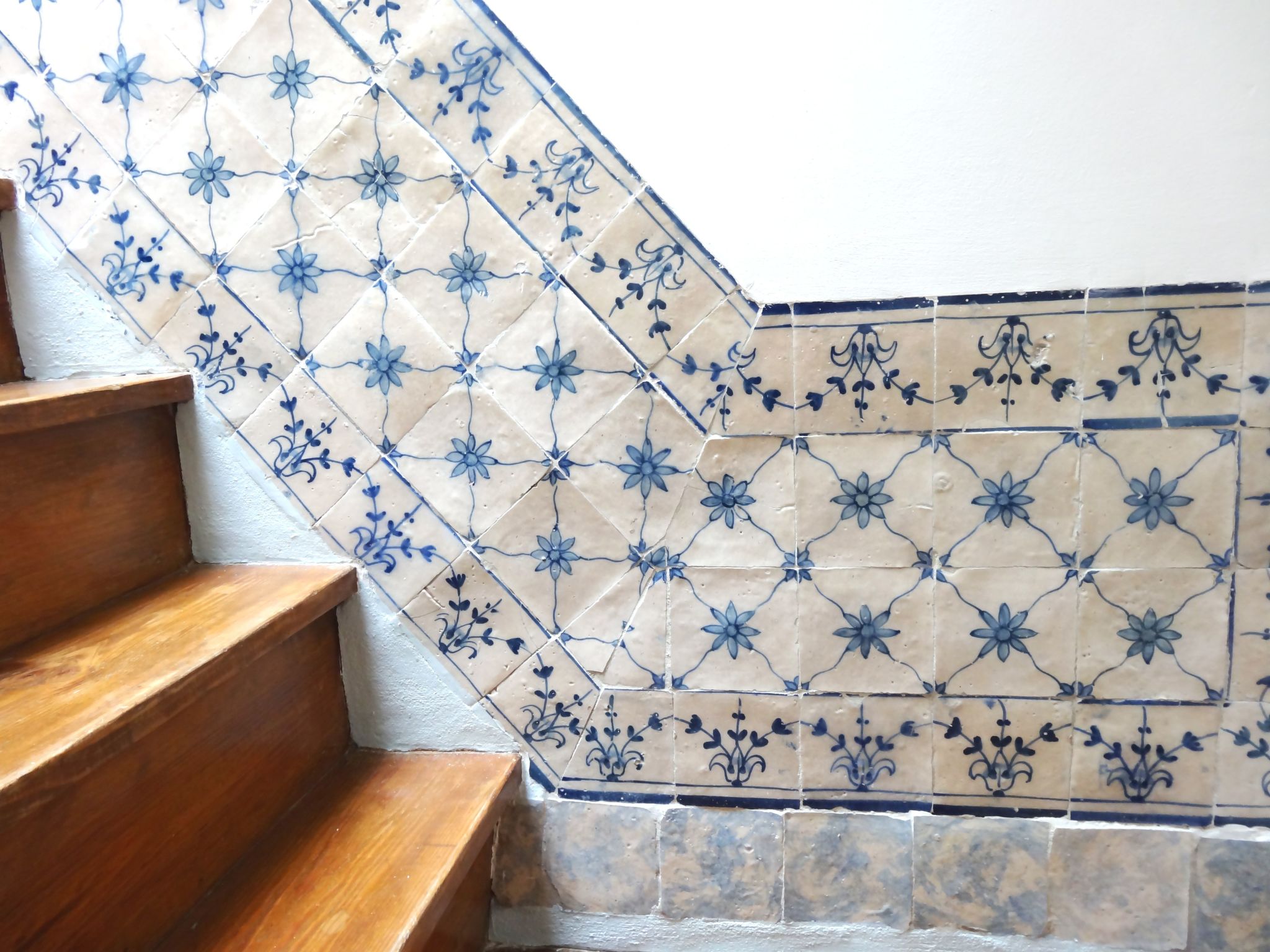 Die Memoiren der traditionellen Künste, Balcony at Downtown-Image-tags.info