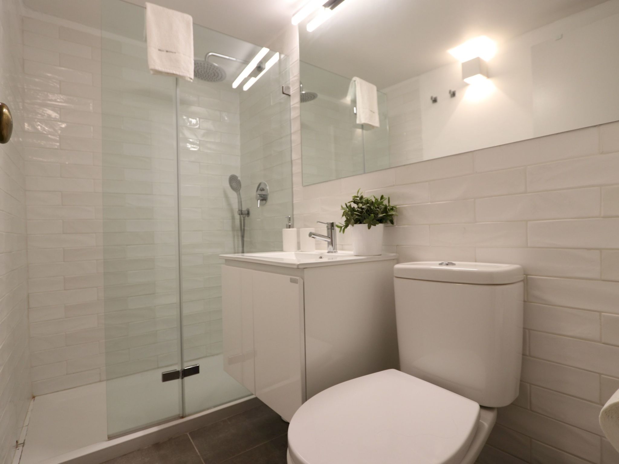 Schicker urbaner Rückzugsort in der Innenstadt, Balkon und Ausblick