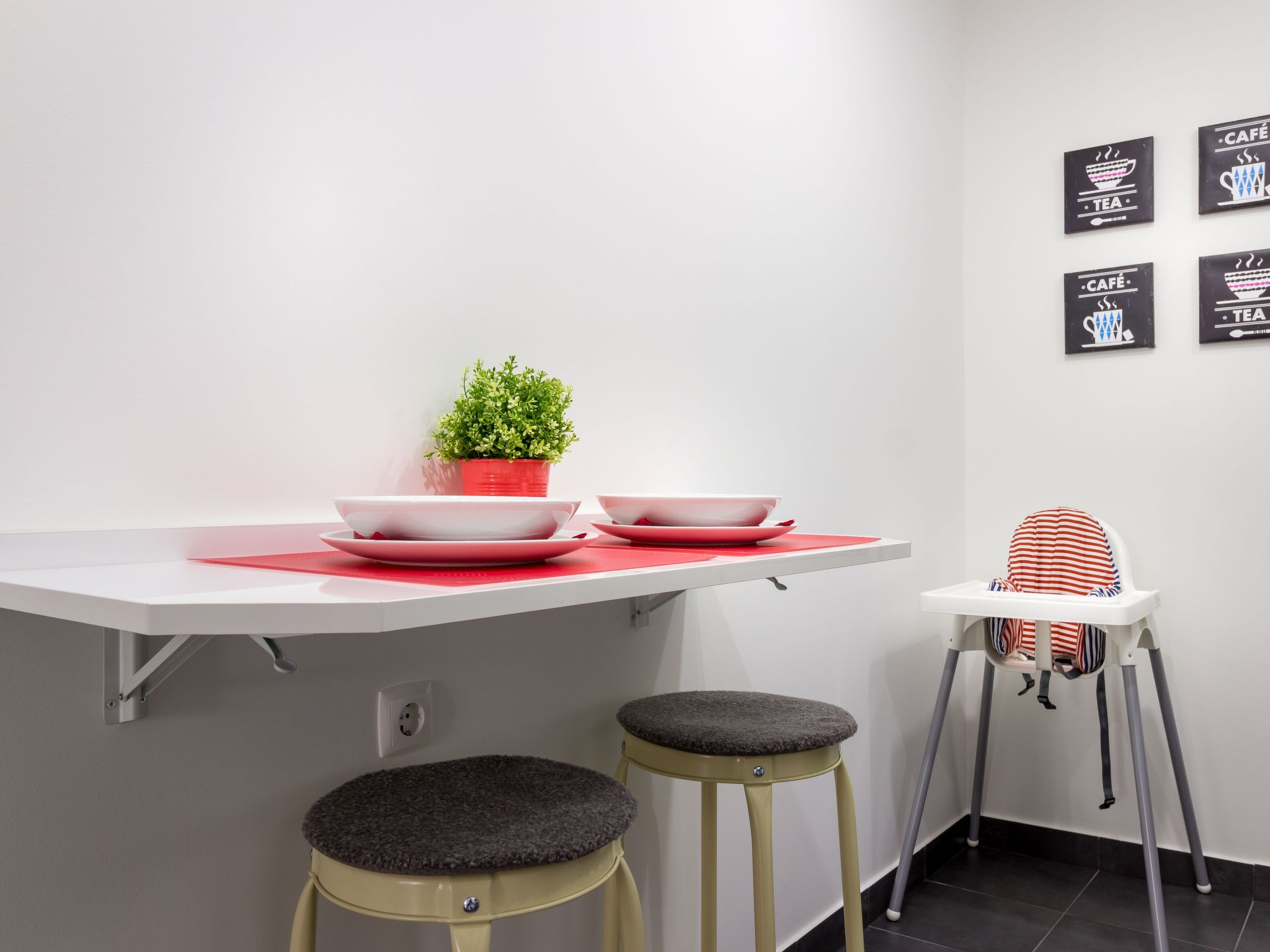 Alfama Right Point, Schönes Haus-Binnen