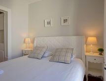 Ruim 3-kamer appartement in hartje Lissabon voor 5 personen - thumbnail 4