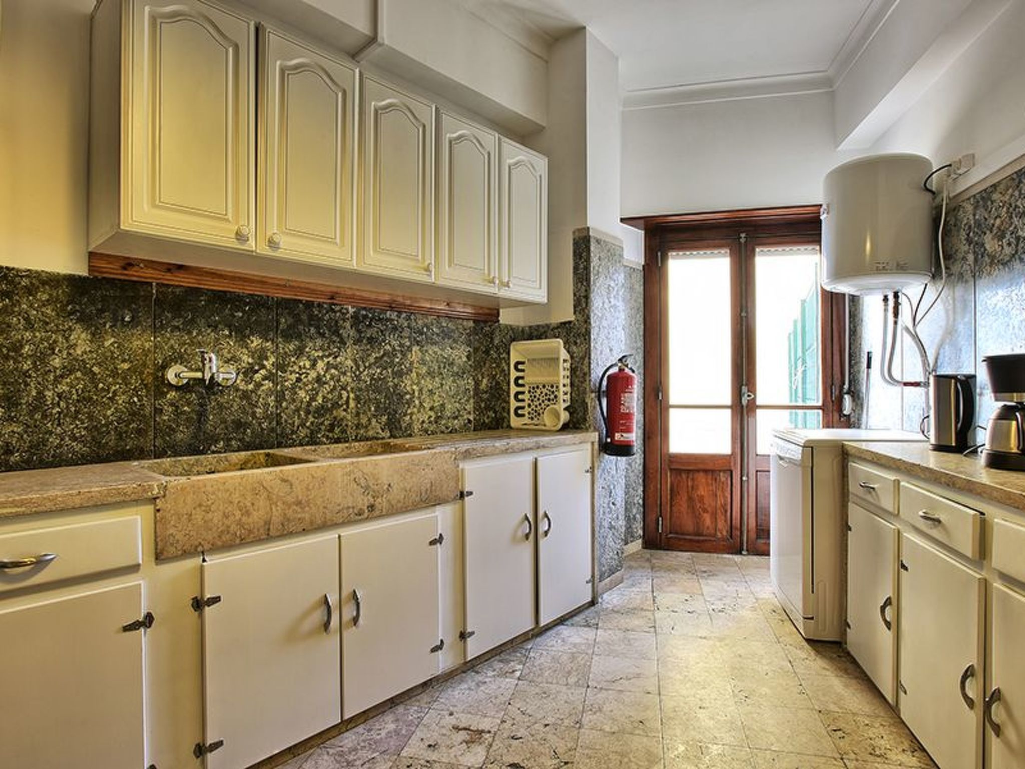 Studio für 19 Personen und 1 Kind in Lissabon, Região de Lisboa (Costa de Lisbo-Binnen