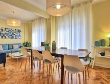Ruim 4-slaapkamerappartement in hartje Lissabon voor 11 personen - thumbnail 1