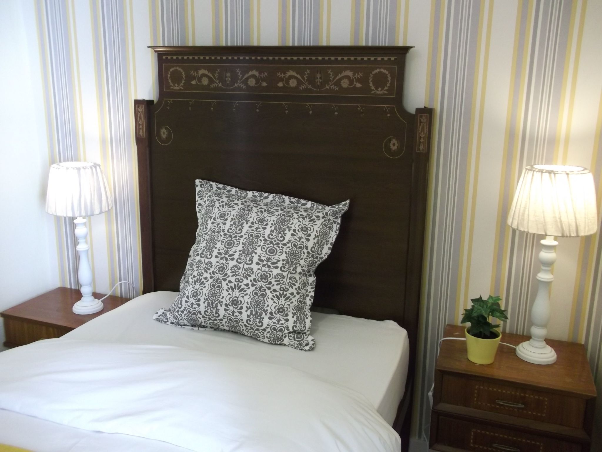 Angola 3 Dachgeschoss-Binnen