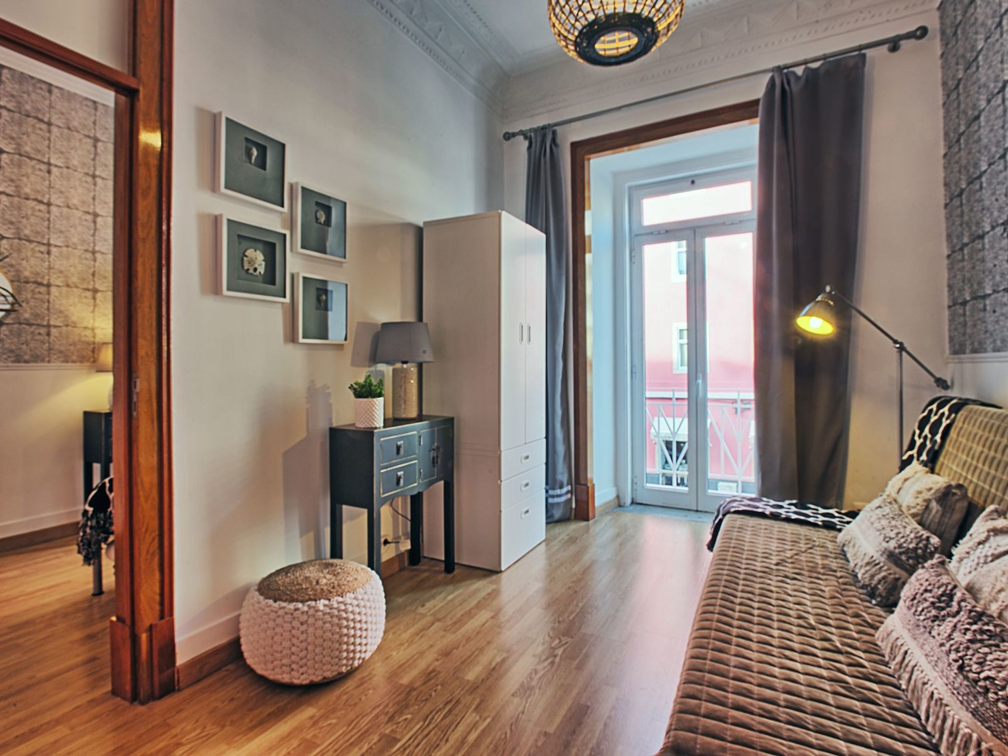 António Pedro-Binnen