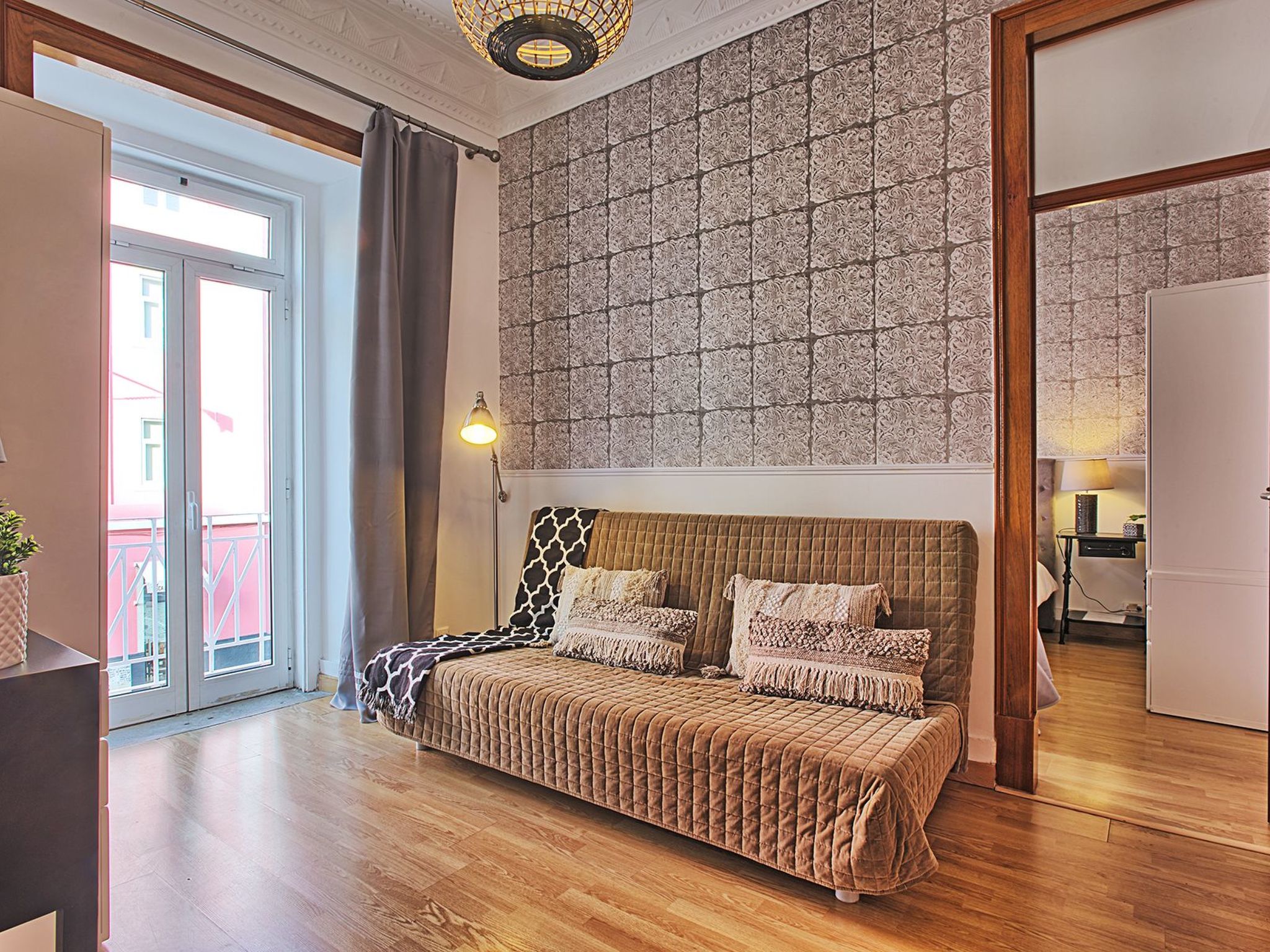 António Pedro-Binnen