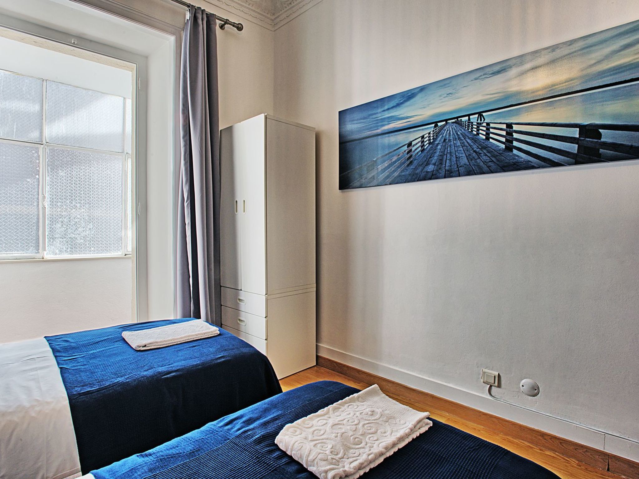 António Pedro-Binnen