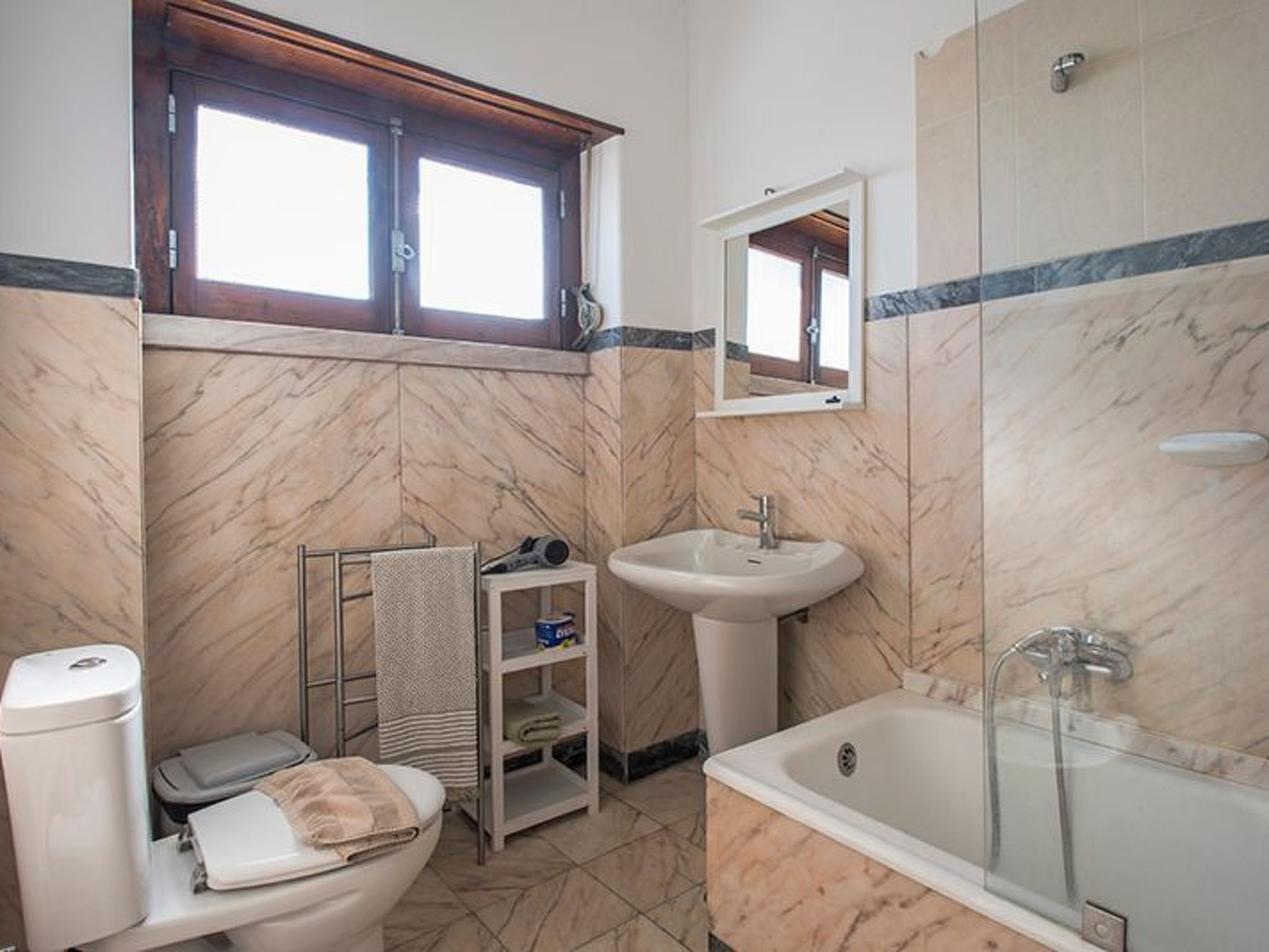 Studio für 19 Personen und 1 Kind in Lissabon