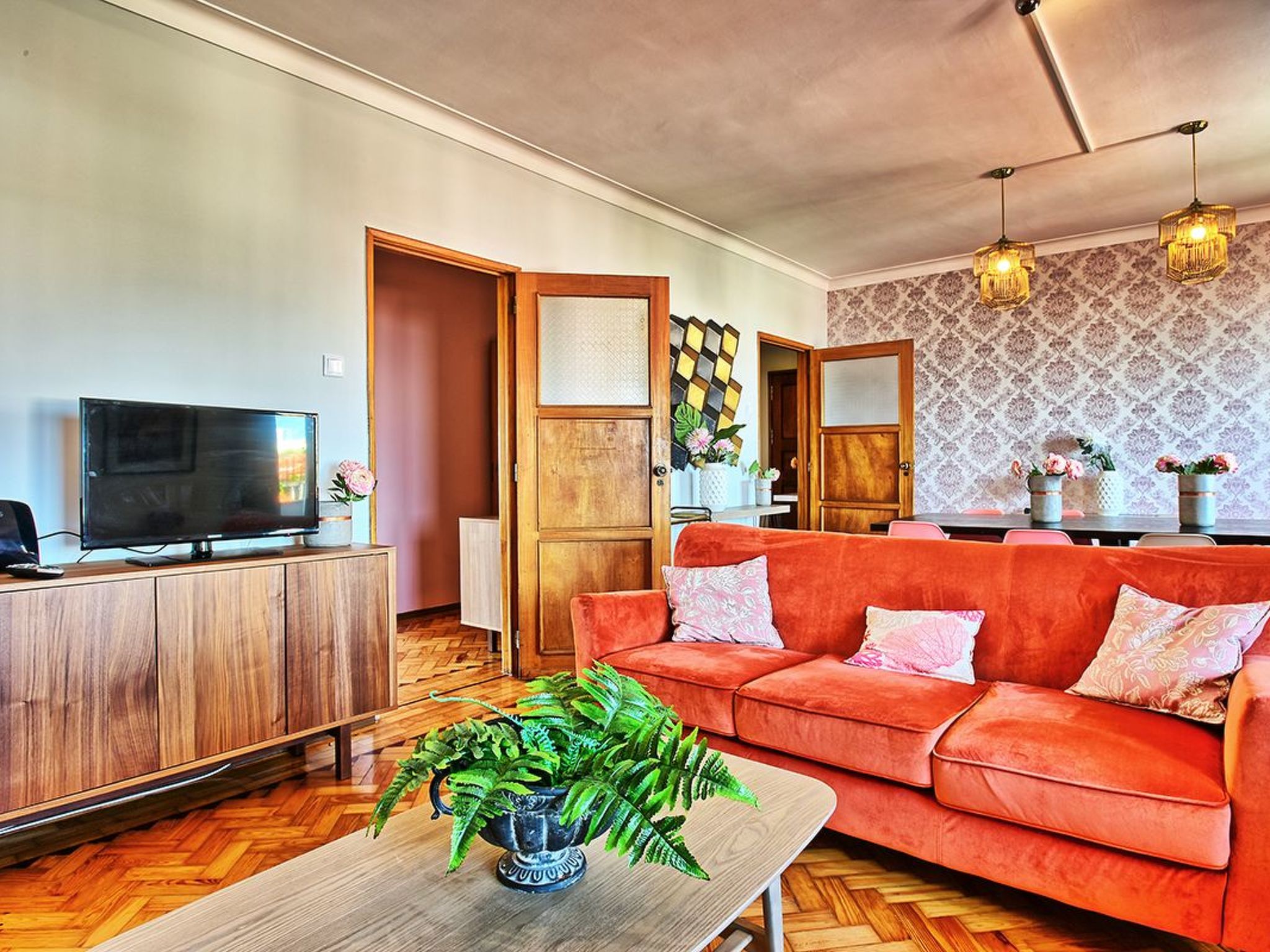 "Apolonia" mit Waschmaschine-Binnen