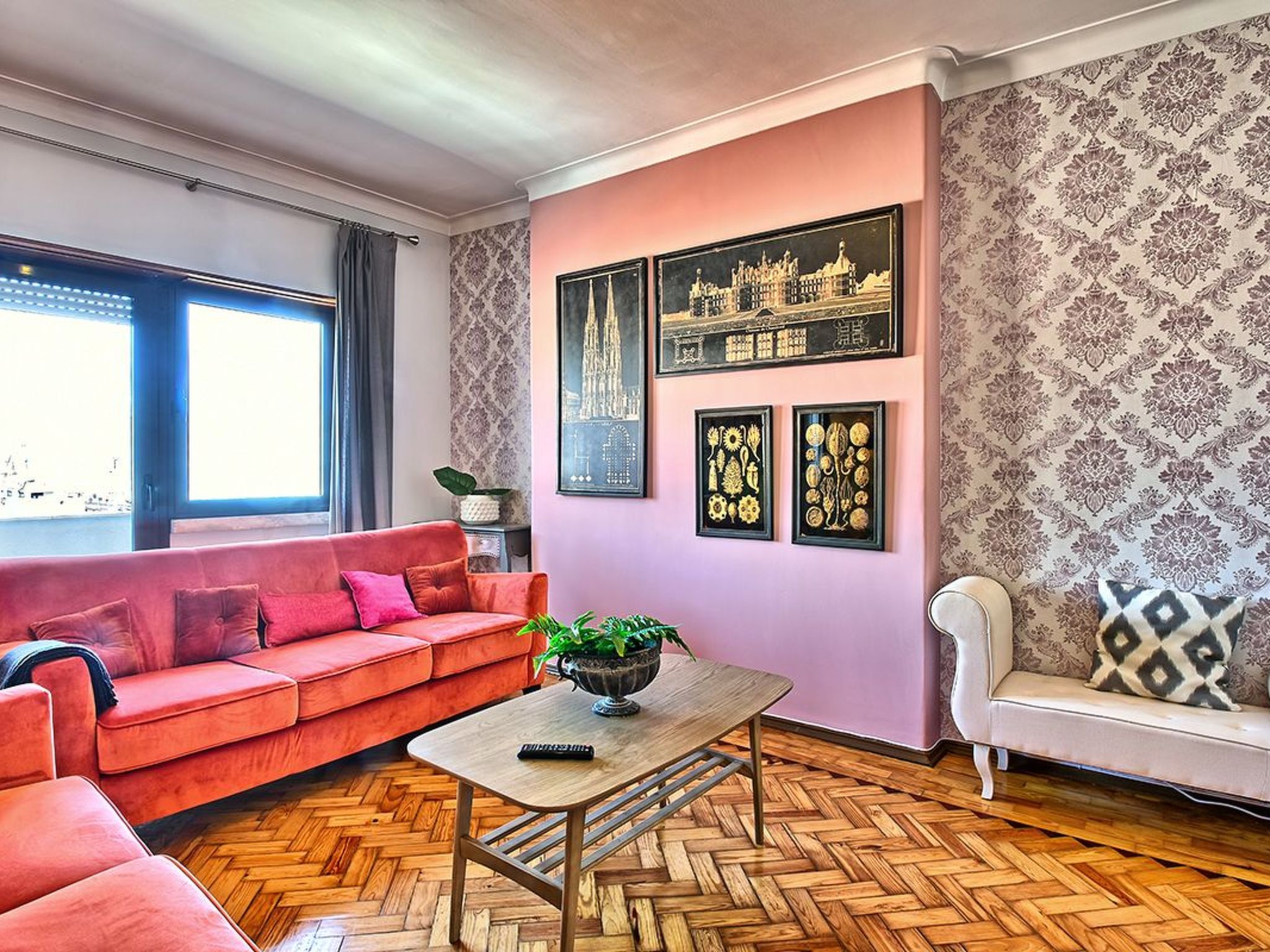 "Apolonia" mit Waschmaschine-Binnen