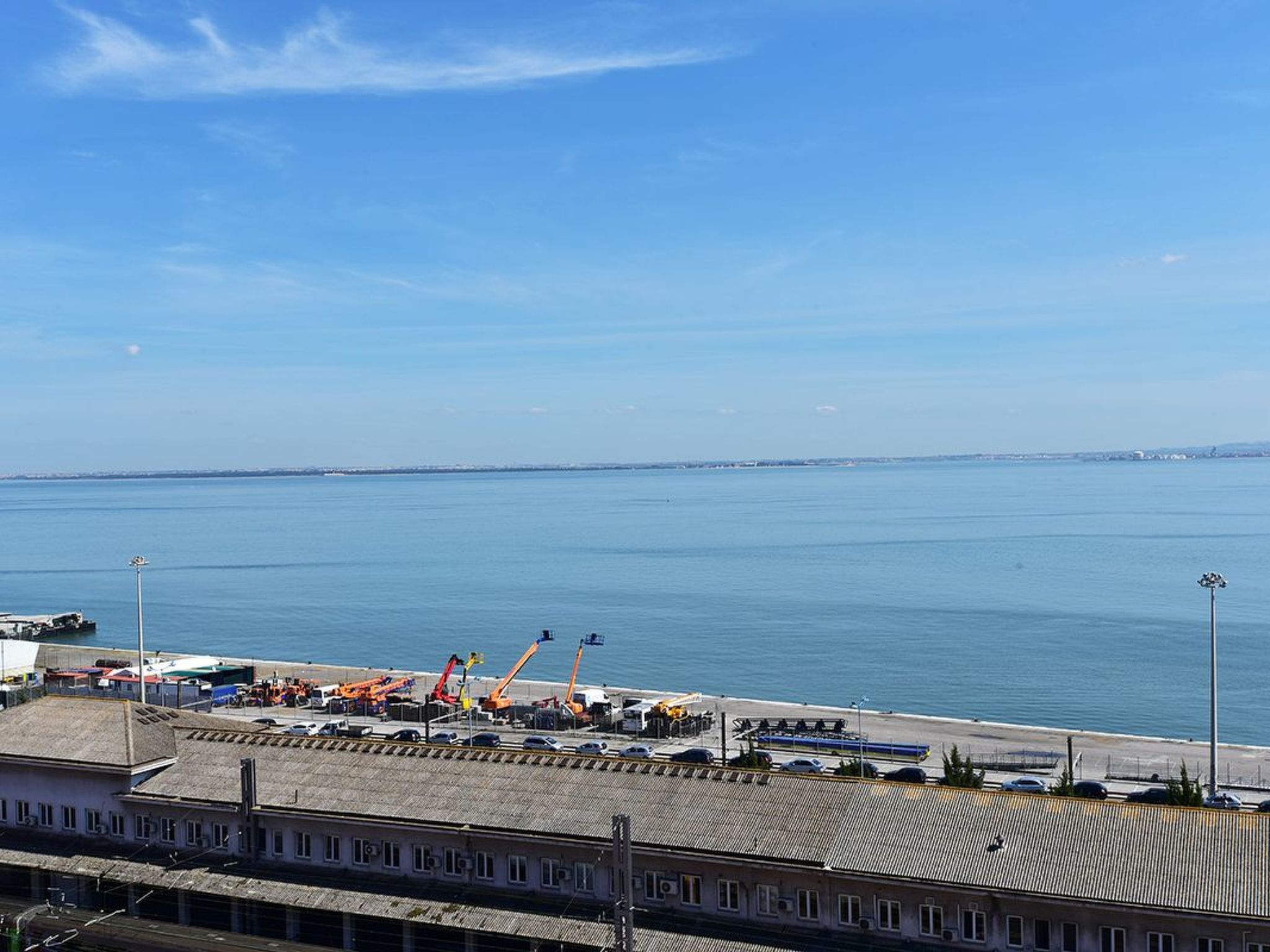 "Apolonia" mit Waschmaschine-Binnen