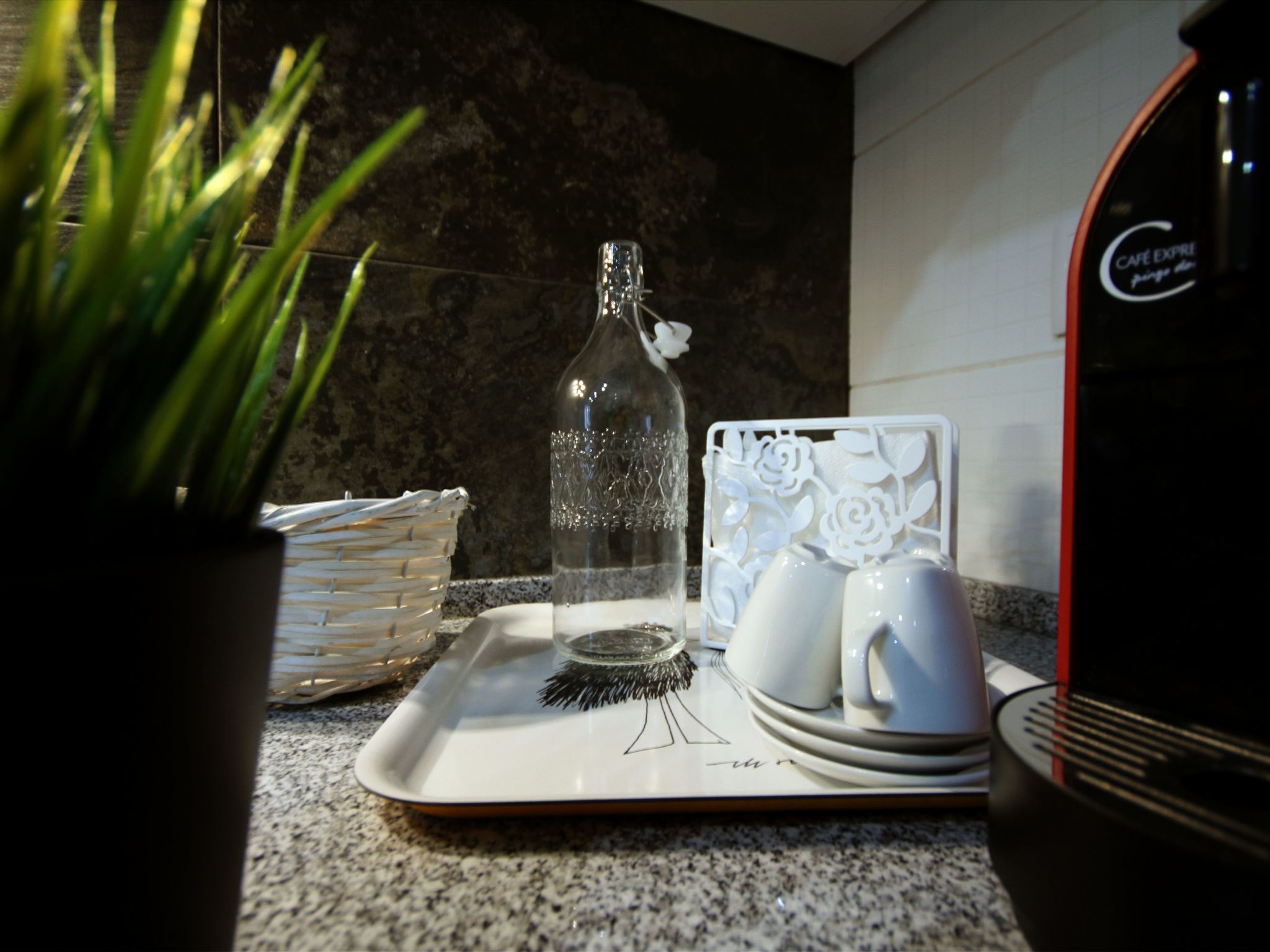 Alfama Rechter Punkt, Leuchtturm-Binnen