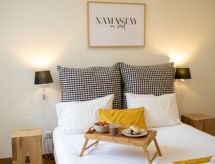 Sfeervol appartement in Alfama met balkon, vlakbij de Taag - thumbnail 1