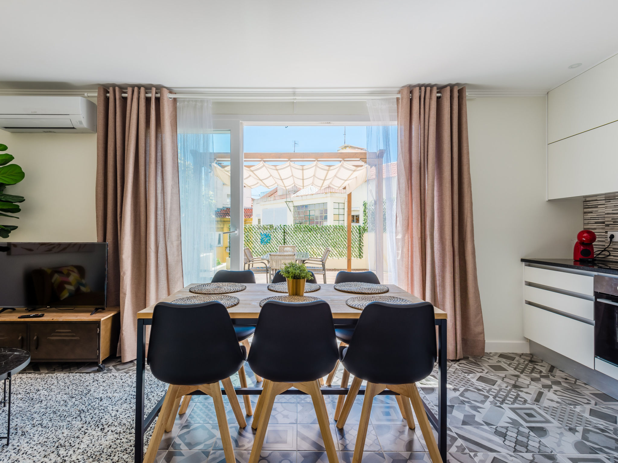 Appartement Bela Vista A in Lisboa – Cuisine et coin repas, photo 7 sur 38