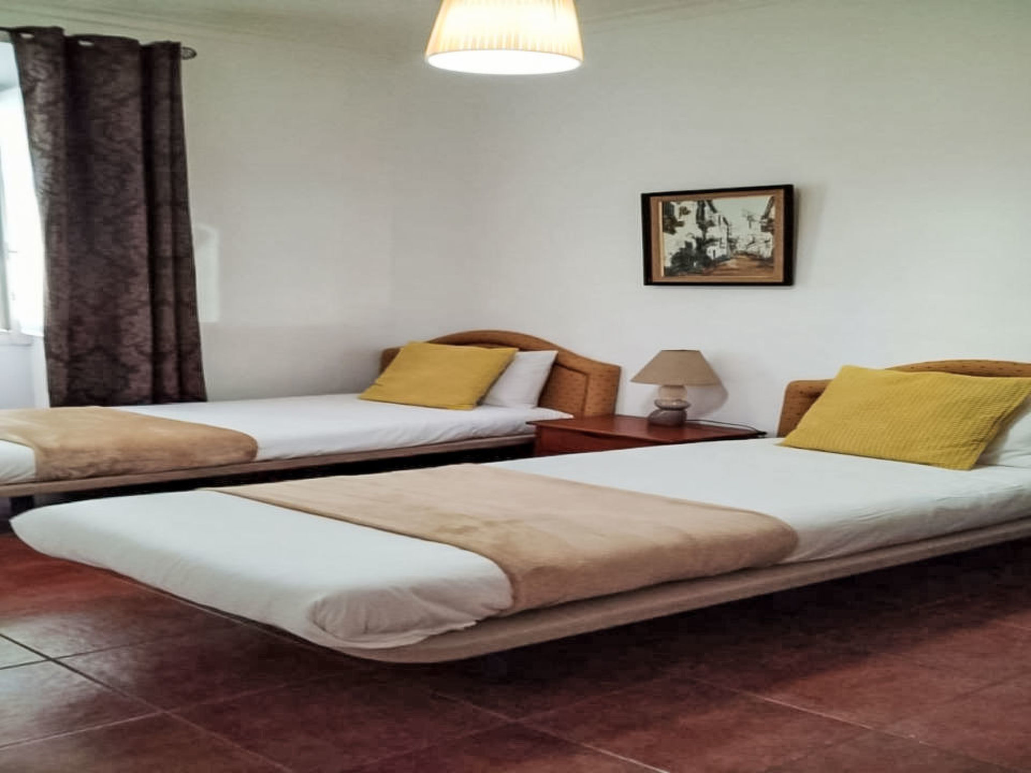 Apartment near Feira da Ladra & Alfama - Image 4