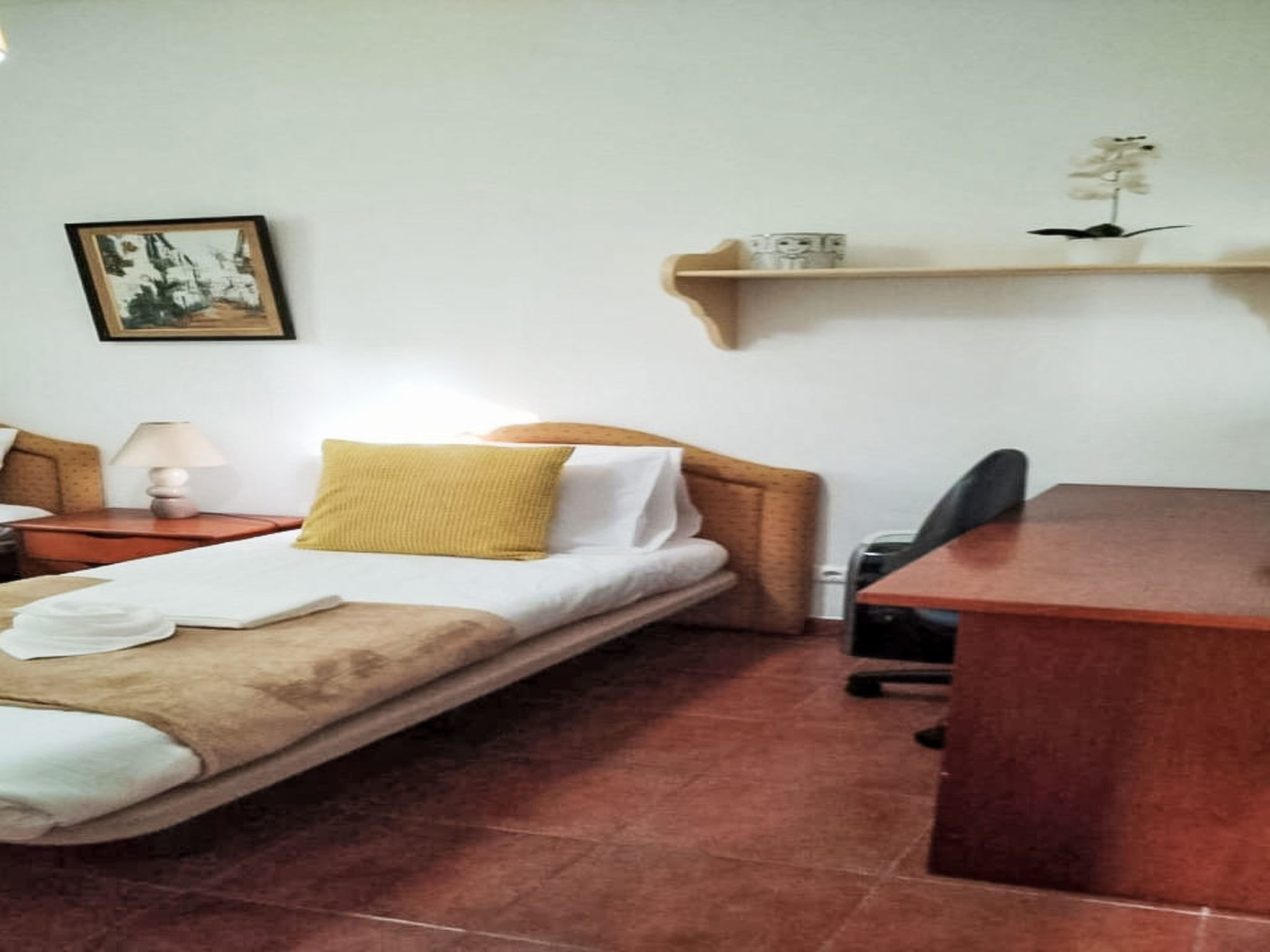 Apartment near Feira da Ladra & Alfama - Image 5
