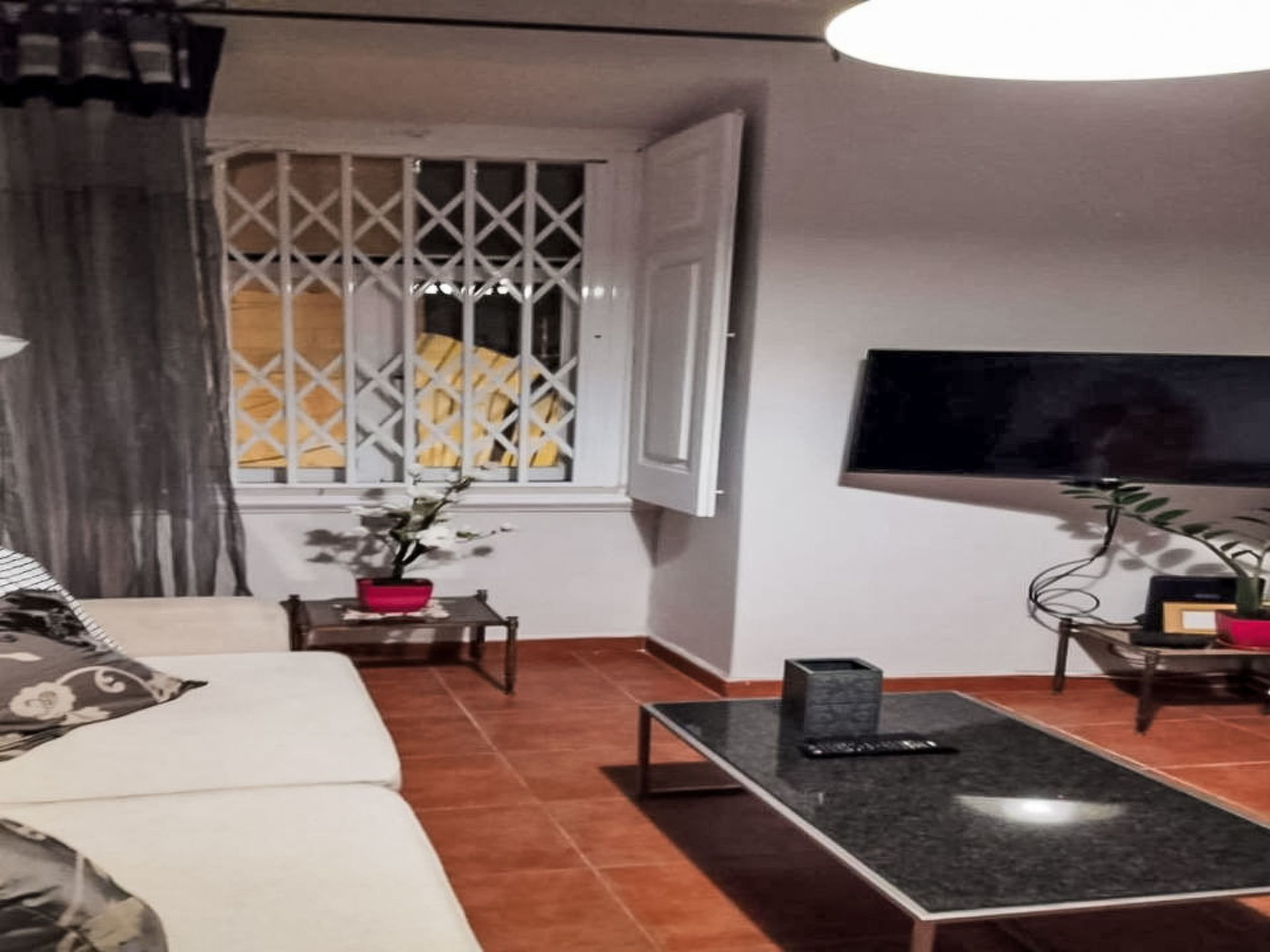 Apartment near Feira da Ladra & Alfama - Inside