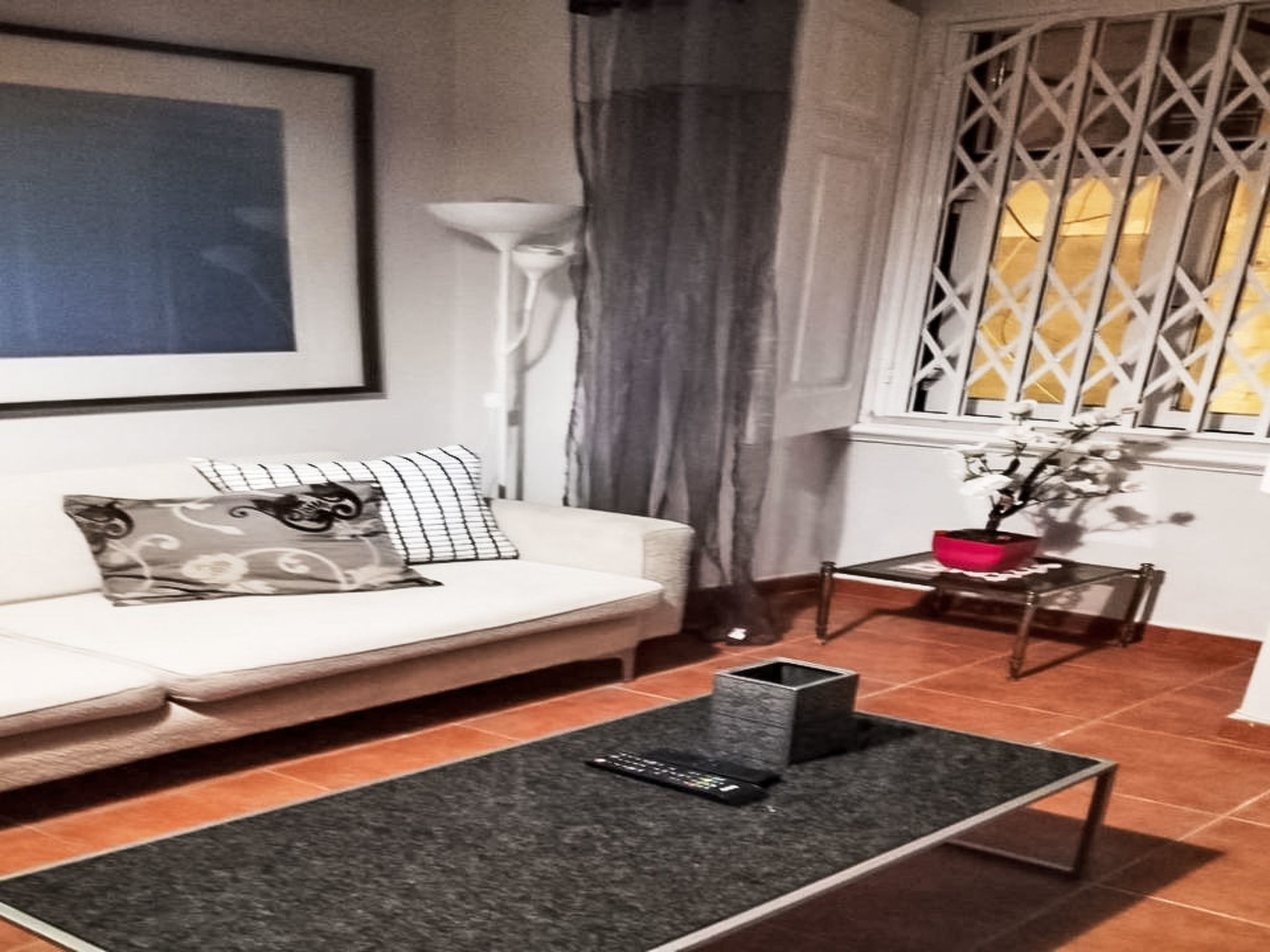 Apartment near Feira da Ladra & Alfama - Inside