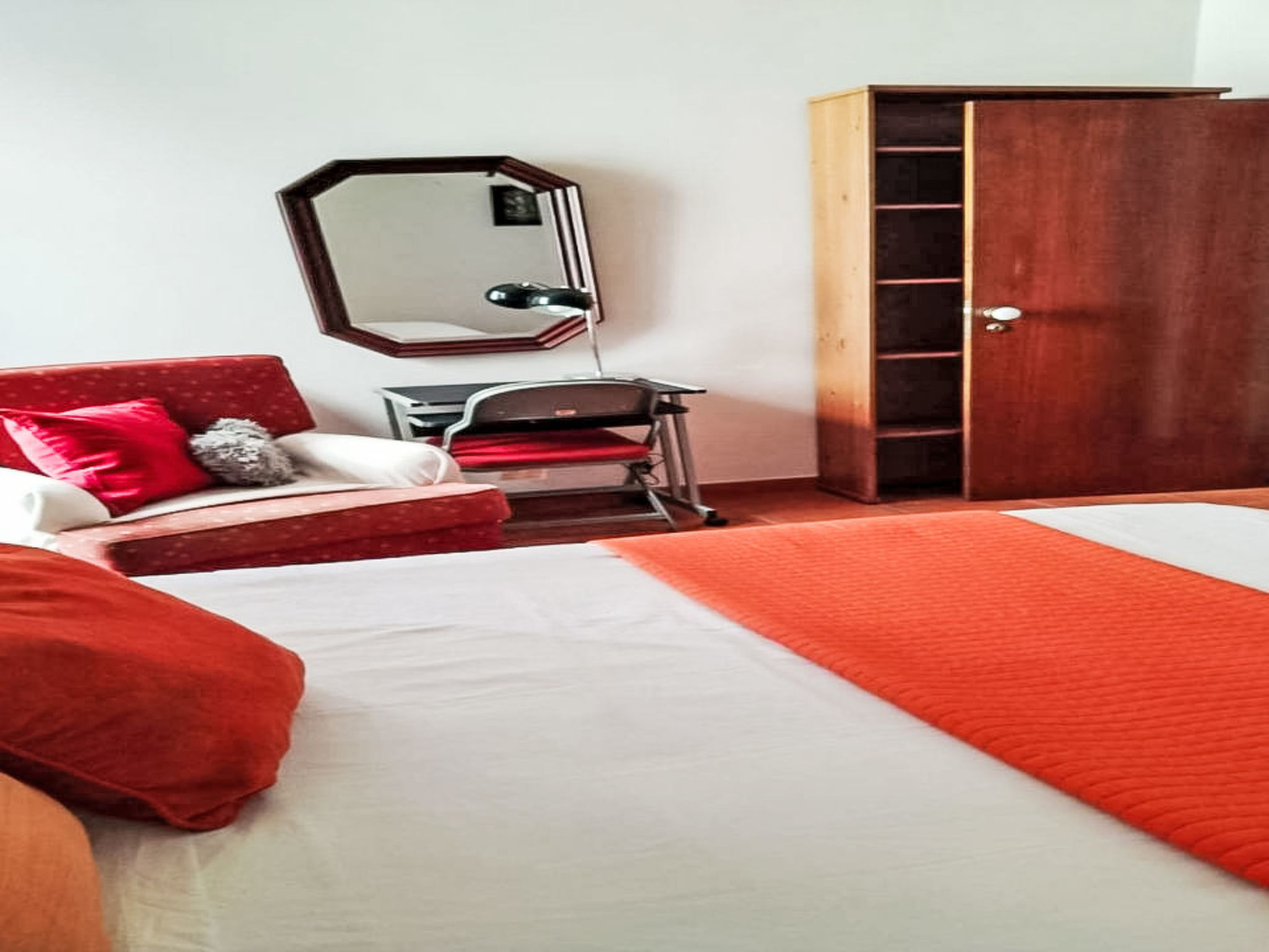 Apartment near Feira da Ladra & Alfama - Inside