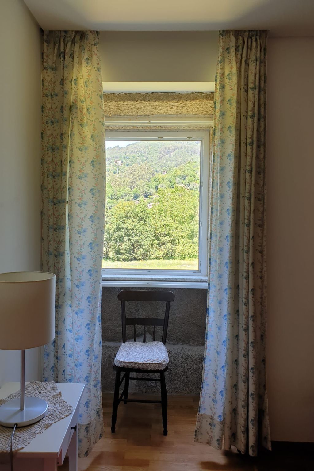 Haus jenseits des Flusses - Image 4