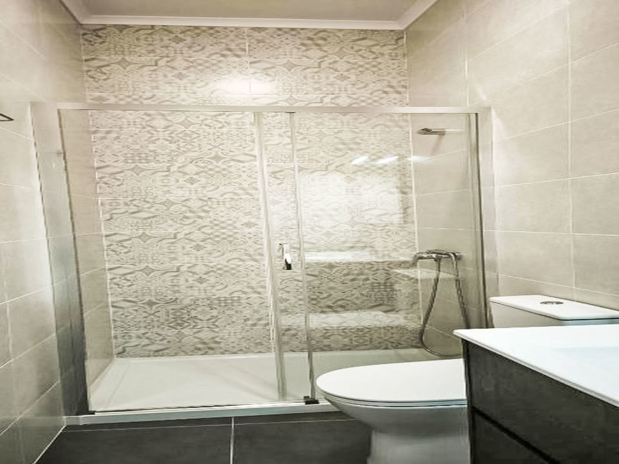 Picturesque Villa with Private Pool - Buiten