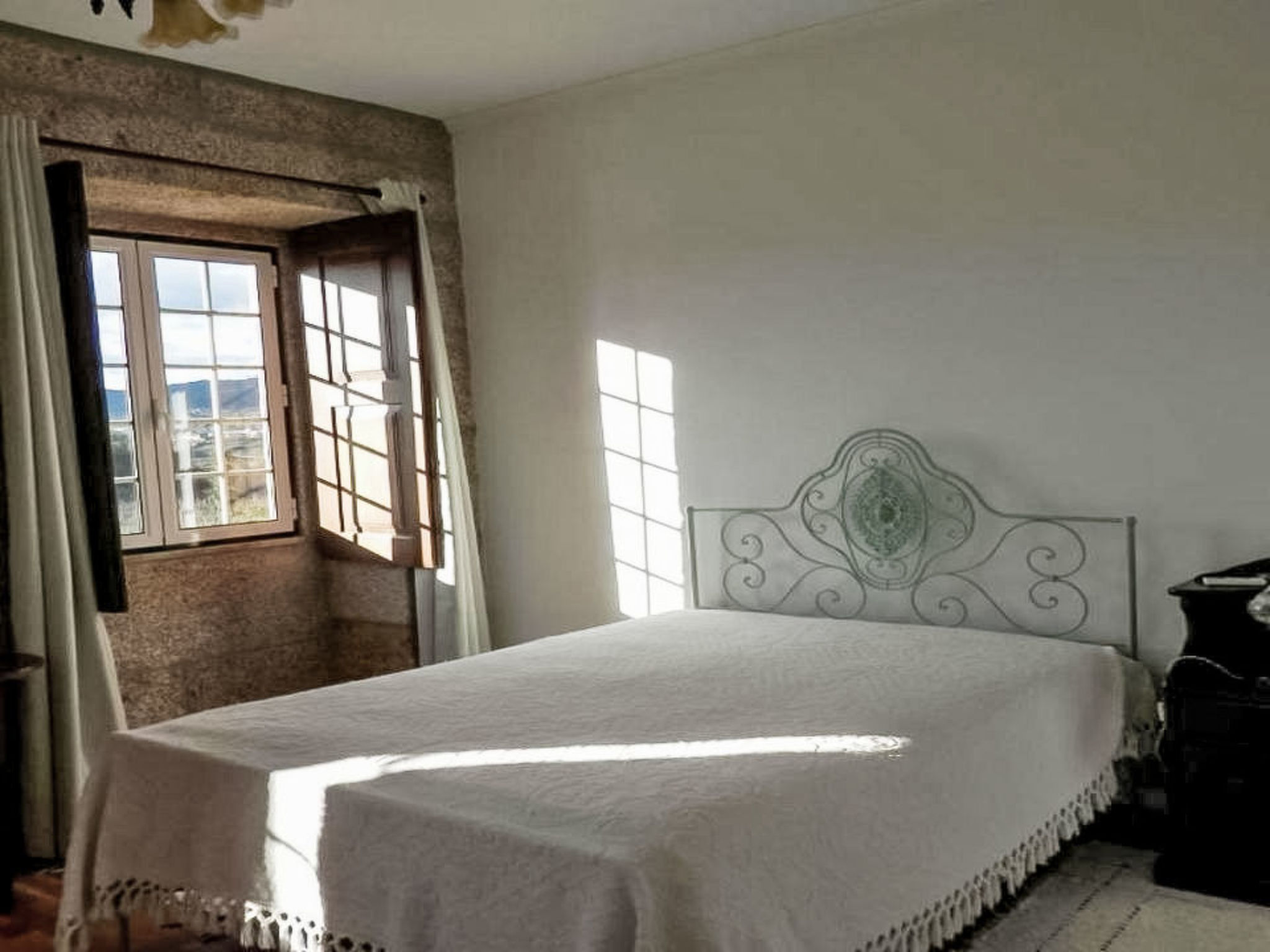 Picturesque Villa with Private Pool - Binnen