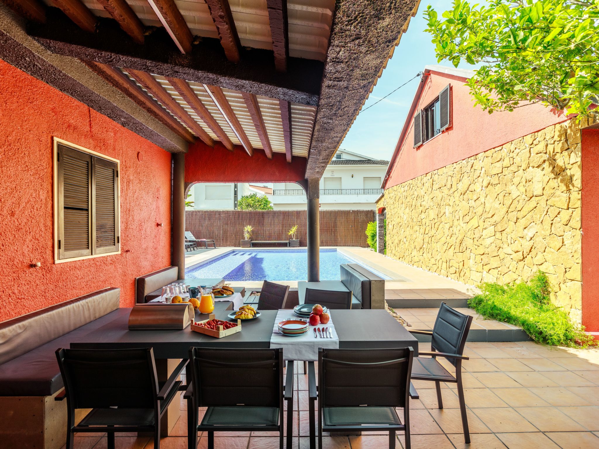 Aroeira Pool House-Binnen