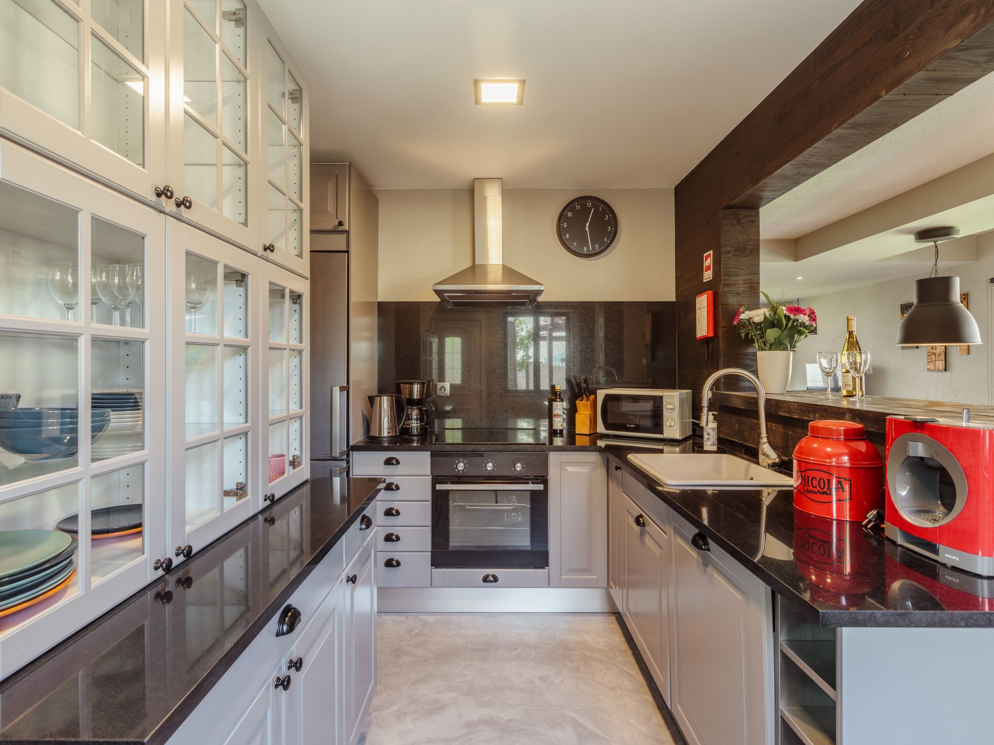 Aroeira Pool House-Binnen