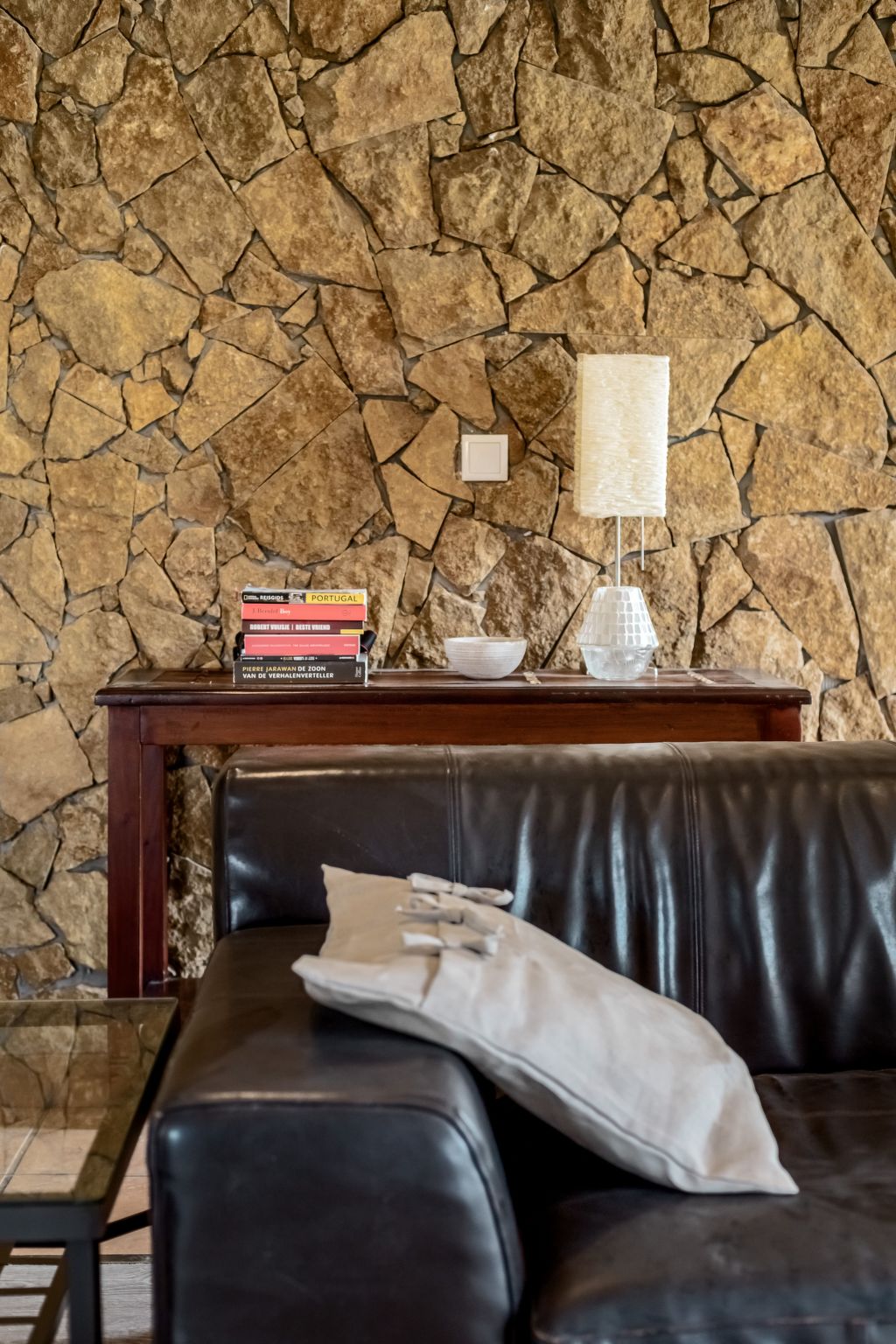 Aroeira Pool House-Binnen