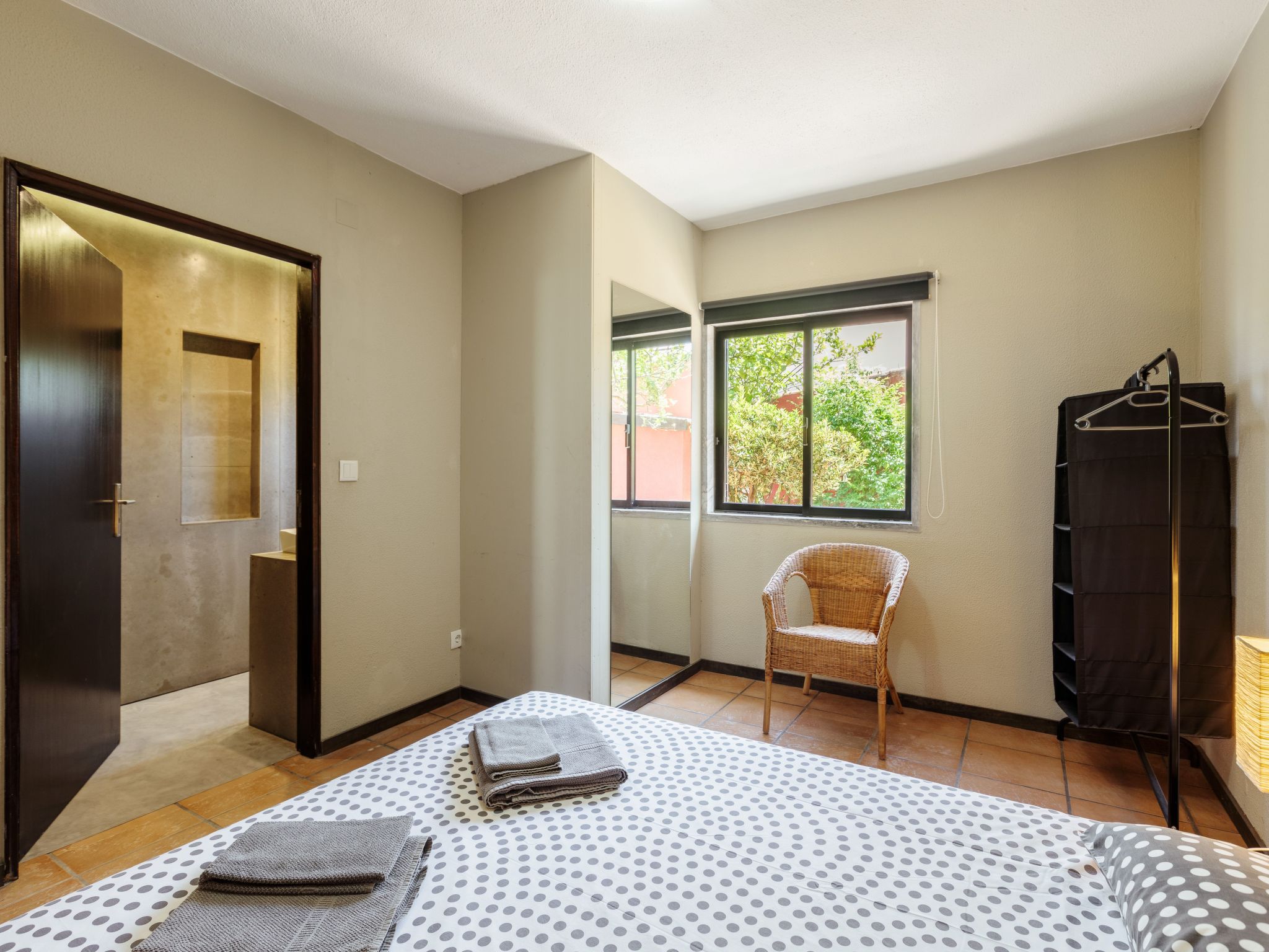 Aroeira Pool House-Binnen