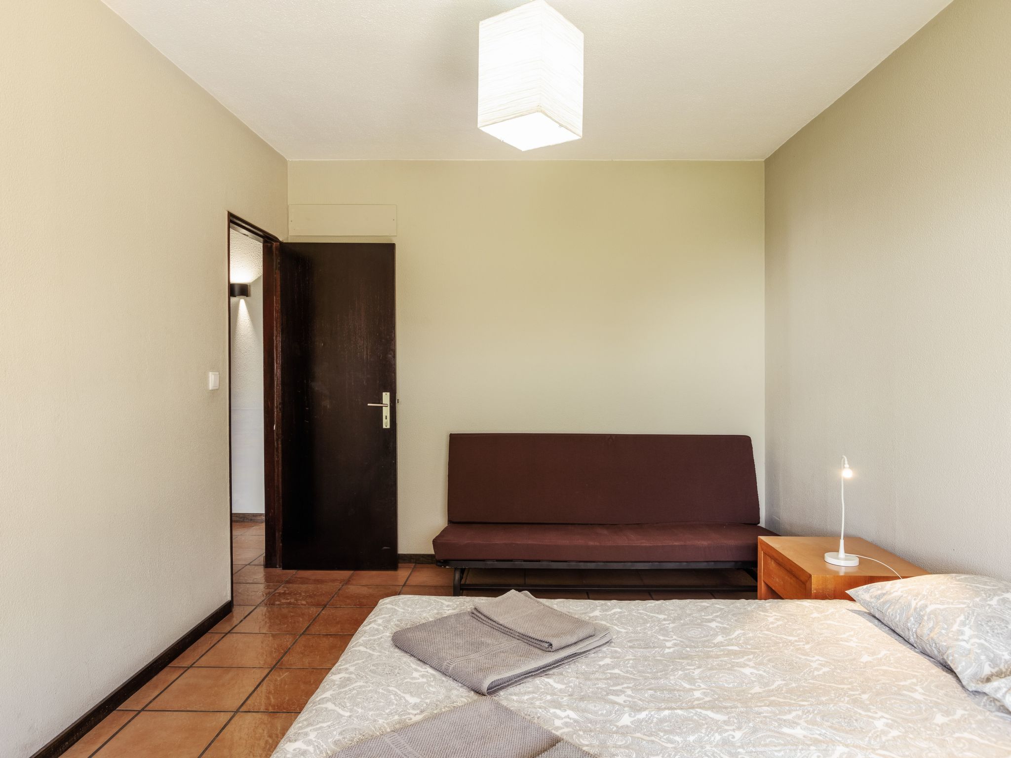 Aroeira Pool House-Binnen