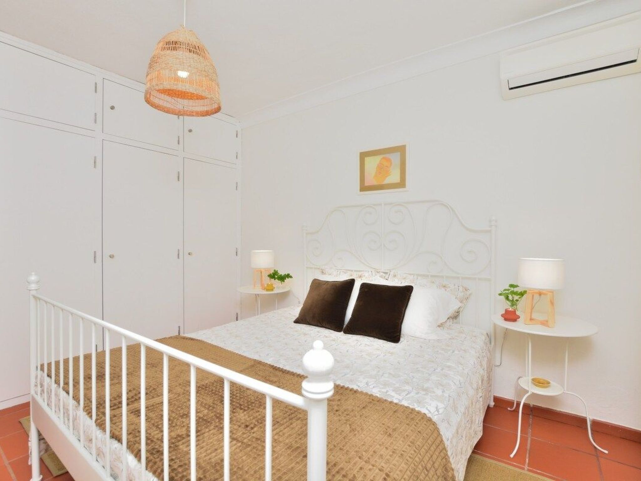 Mit Garten, Grill und Terrasse