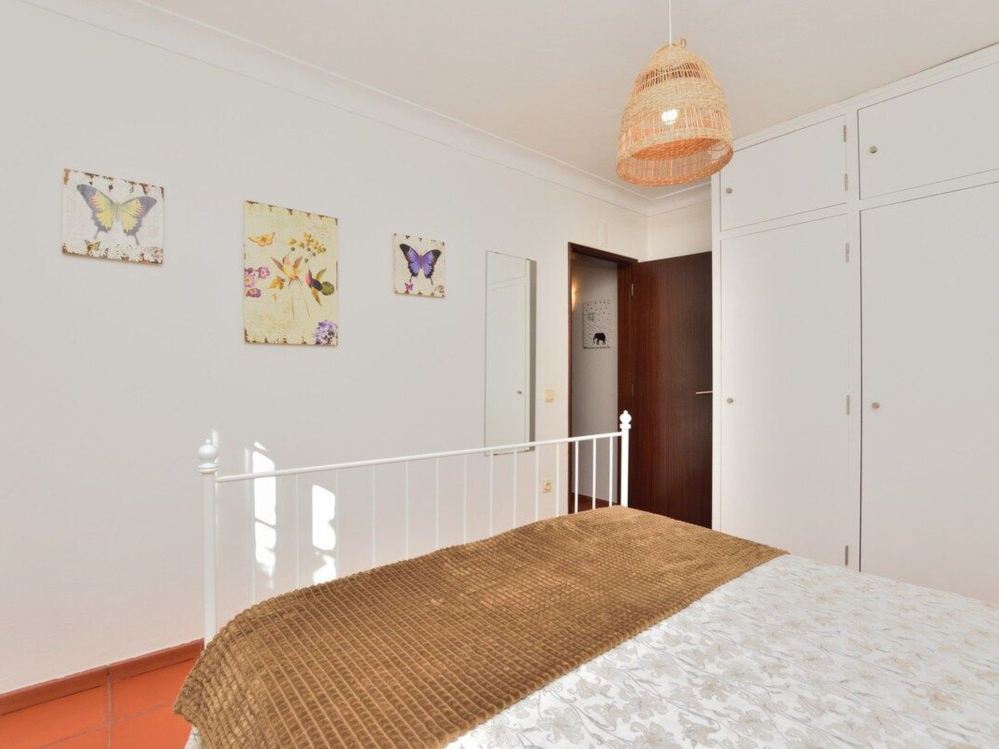 Mit Garten, Grill und Terrasse