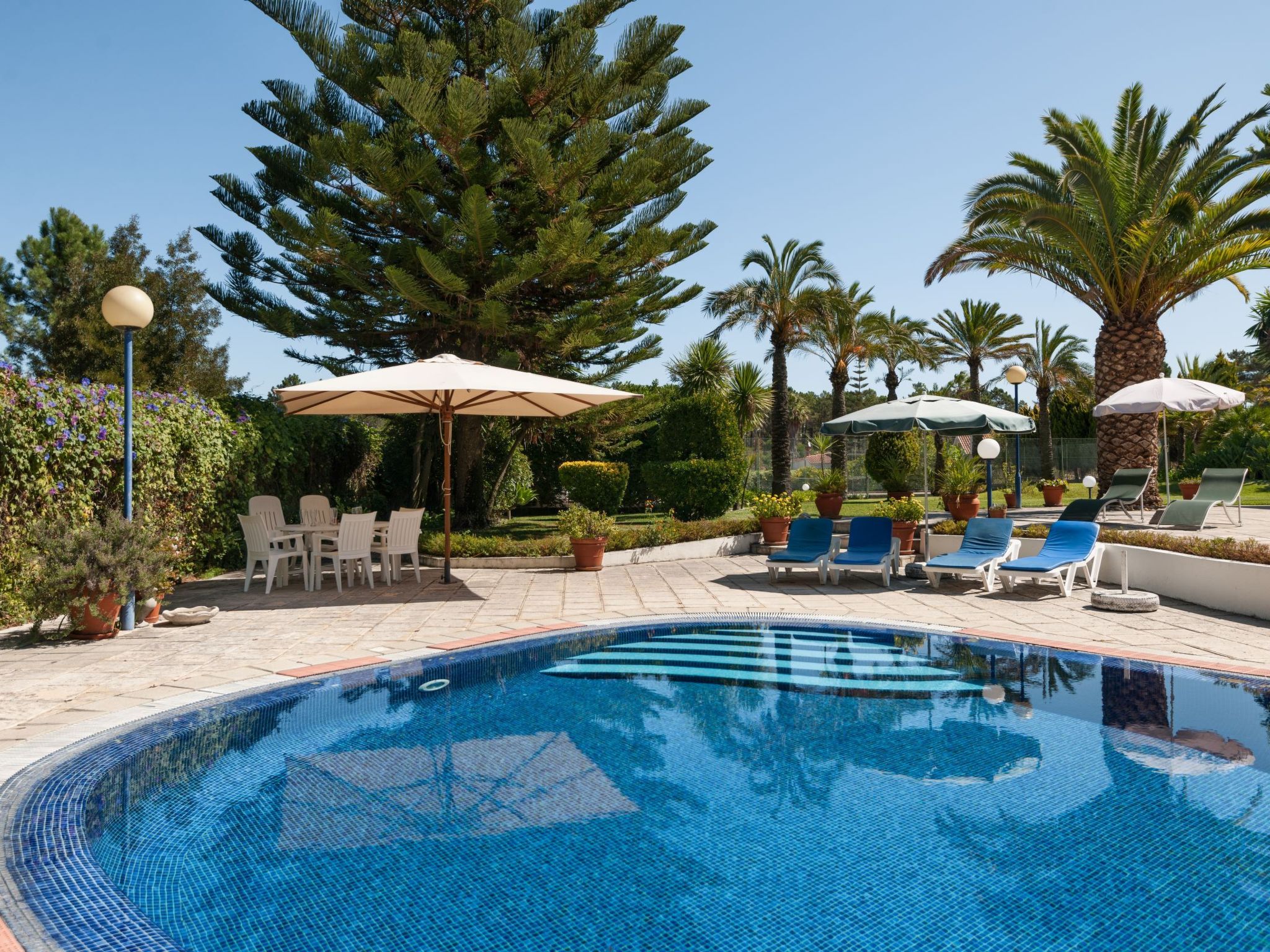 Villa das Palmeiras mit großem Schwimmbad-Binnen