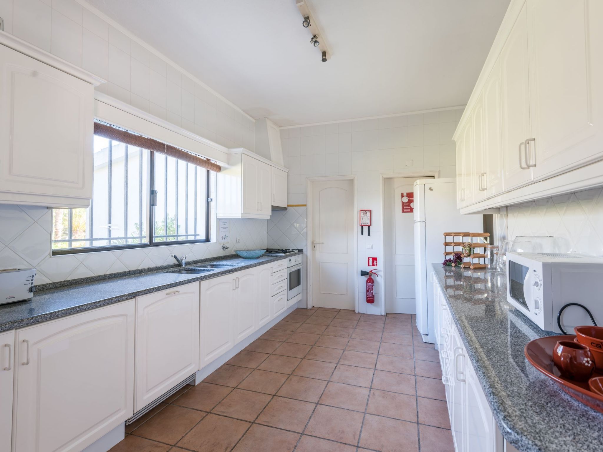 Villa das Palmeiras mit großem Schwimmbad-Binnen