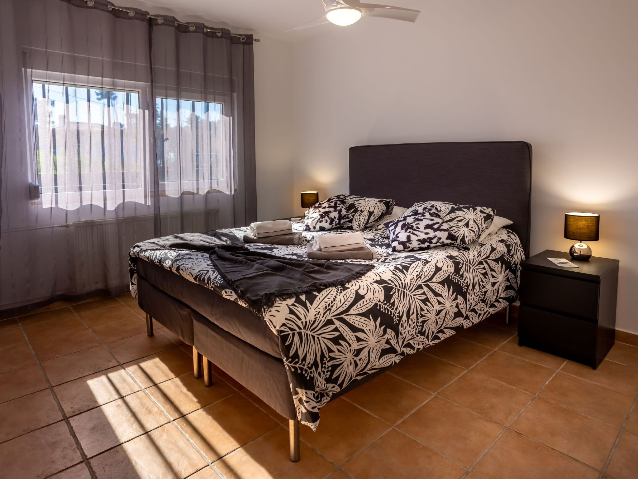 Villa das Palmeiras mit großem Schwimmbad-Binnen