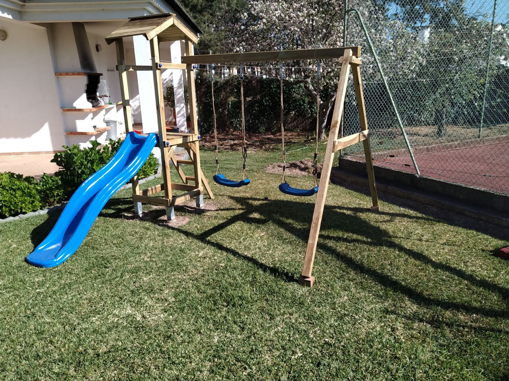 Villa das Palmeiras mit großem Schwimmbad