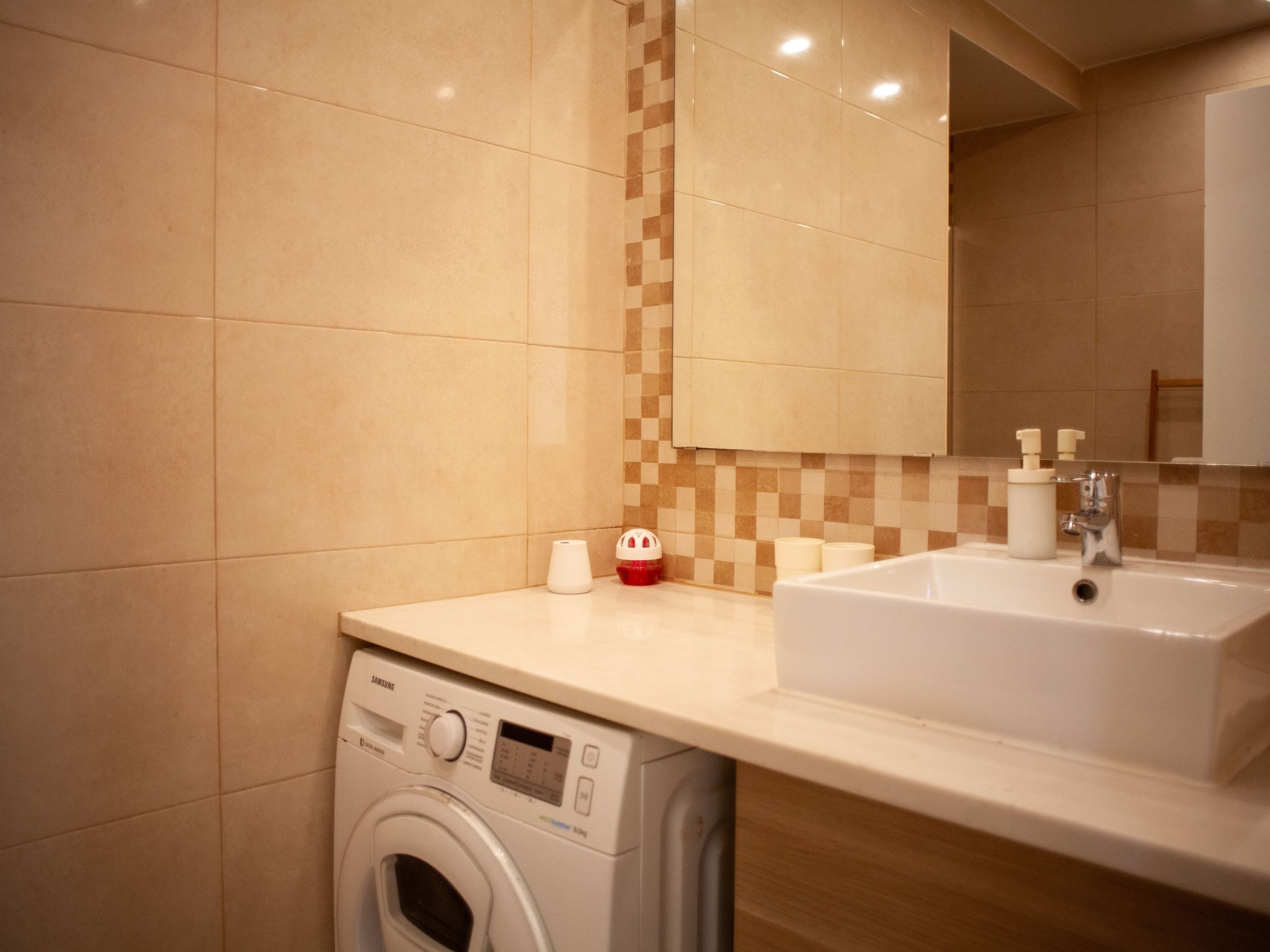 Just4u Wohnung 2 mit AC in der Nähe von Lissabon und Strand-Binnen