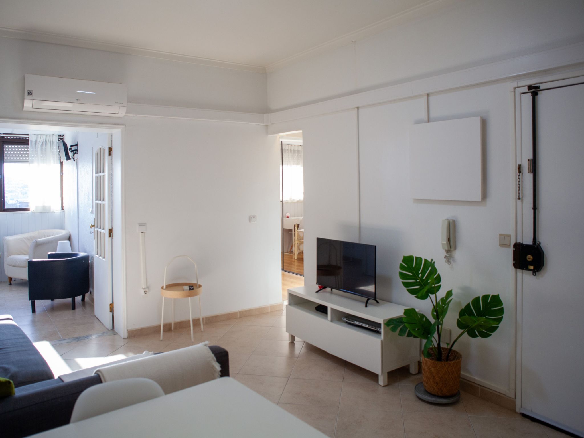 Just4u Wohnung 2 mit AC in der Nähe von Lissabon und Strand